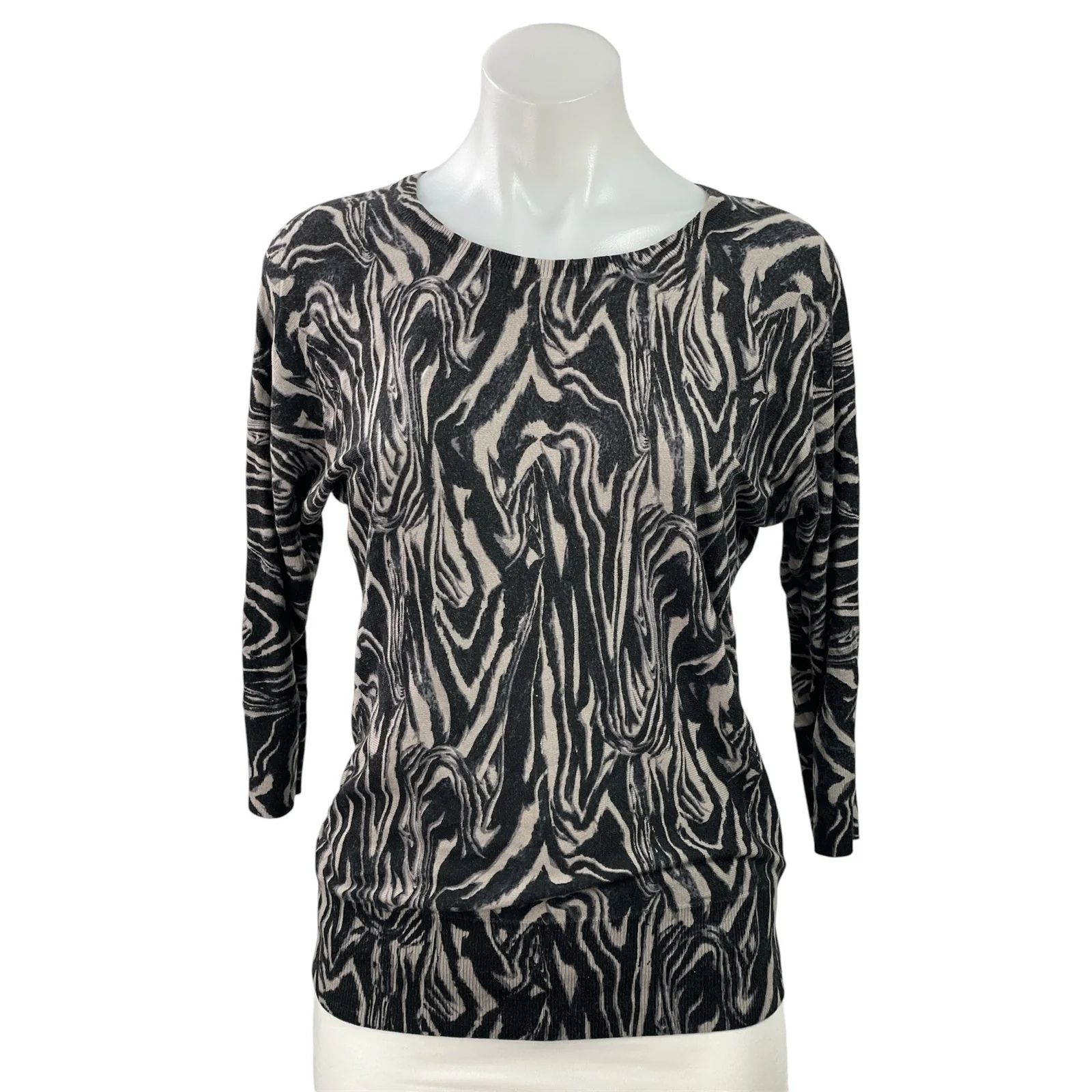 DKNY Women's Black Swirl Animal Print 3/4 Sleeve Round Neck Knit Top Size XS