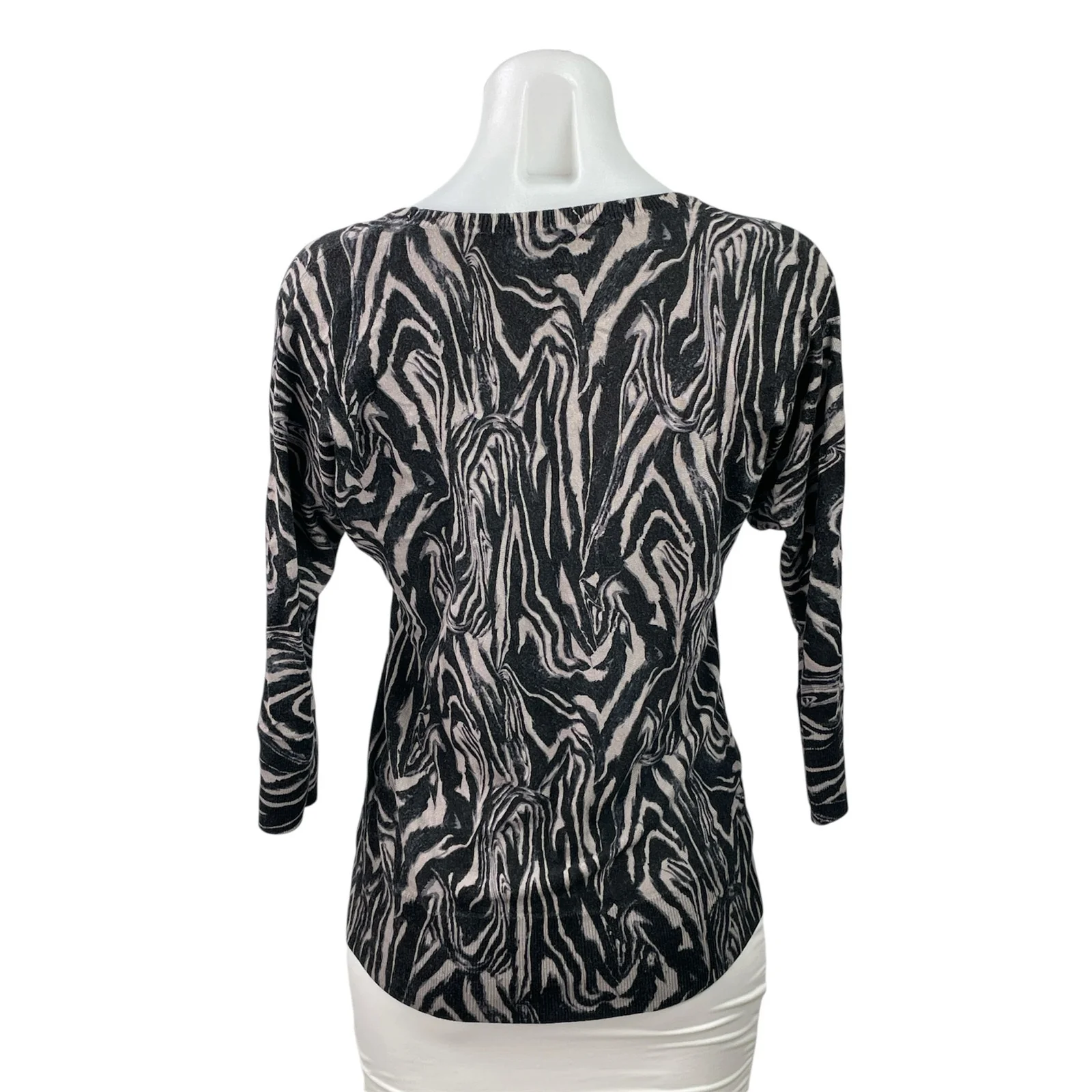 DKNY Women's Black Swirl Animal Print 3/4 Sleeve Round Neck Knit Top Size XS - Image 3