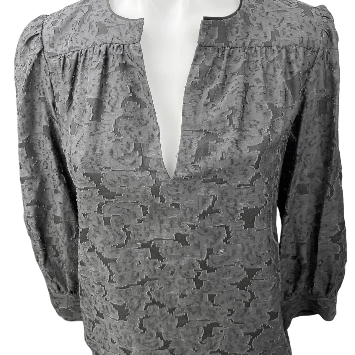 Elizabeth and James Dark Gray Silk Long Sleeve V Neck Mini Shift Dress Size 0 - Image 3