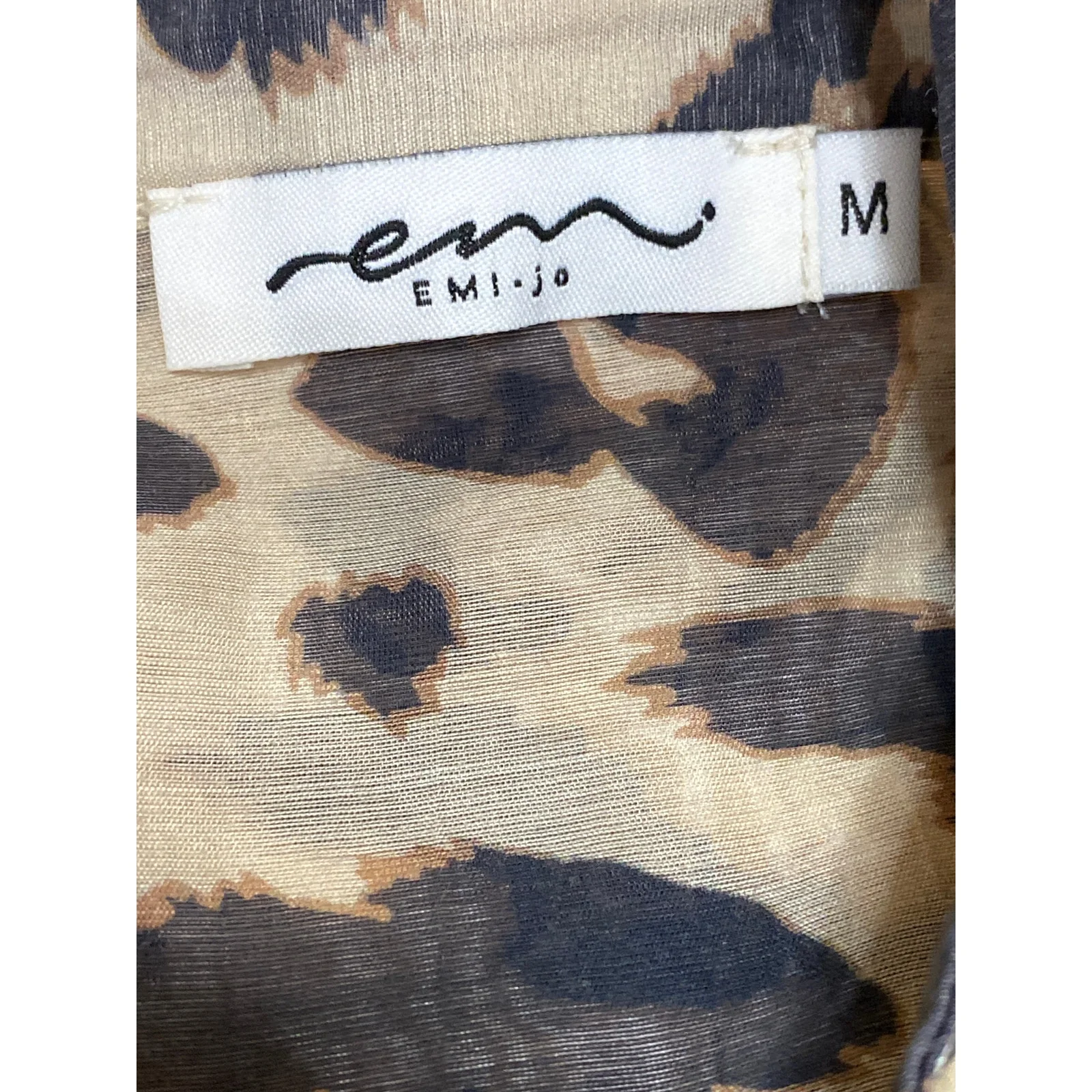 Emi-Jo Women's Leopard Print Collared Long Sleeve Button Down Shirt Blouse Top M - Image 5
