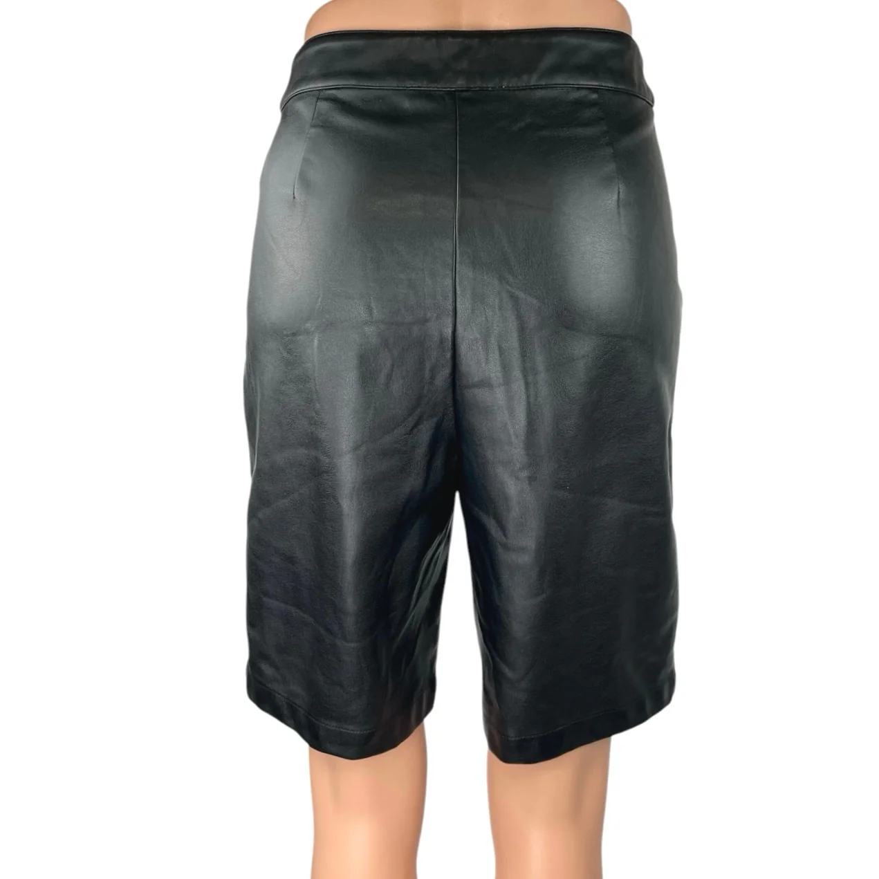 Express x Olivia Culpo Black Faux Vegan Leather High Waist Bermuda Shorts Size 6 - Image 3