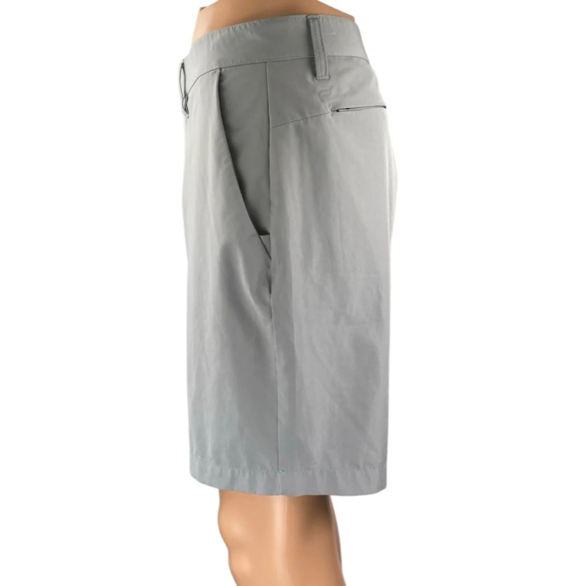 Fabletics The High Side Men's Light Gray Performance Golf Khaki Chino Shorts L - Image 2