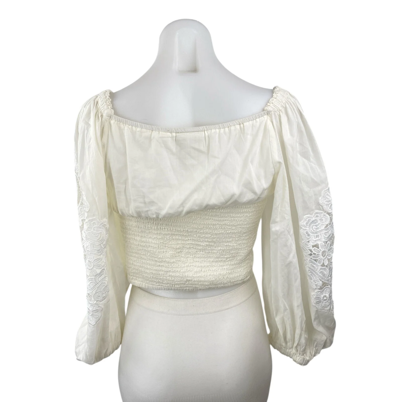 Farm Rio Women's White Floral Lace Embroidered Long Balloon Sleeve Blouse Top M - Image 4