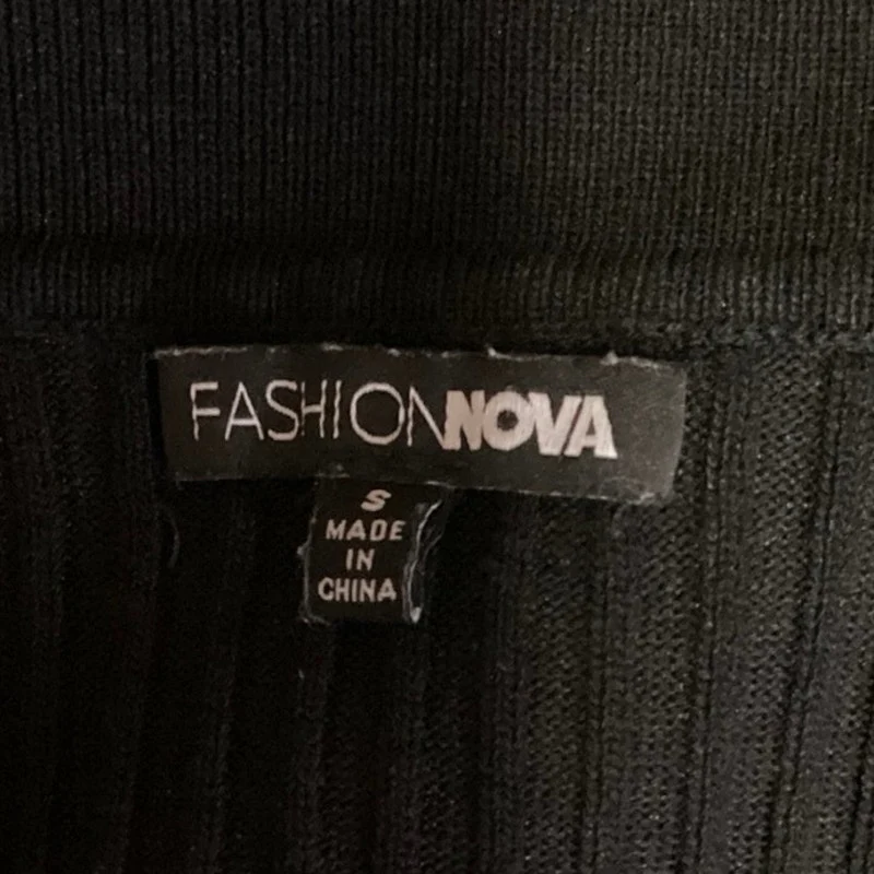 Fashion Nova Women's Black Long Sleeve Collared Button Up Ribbed Knit Coat Sz S - Image 3