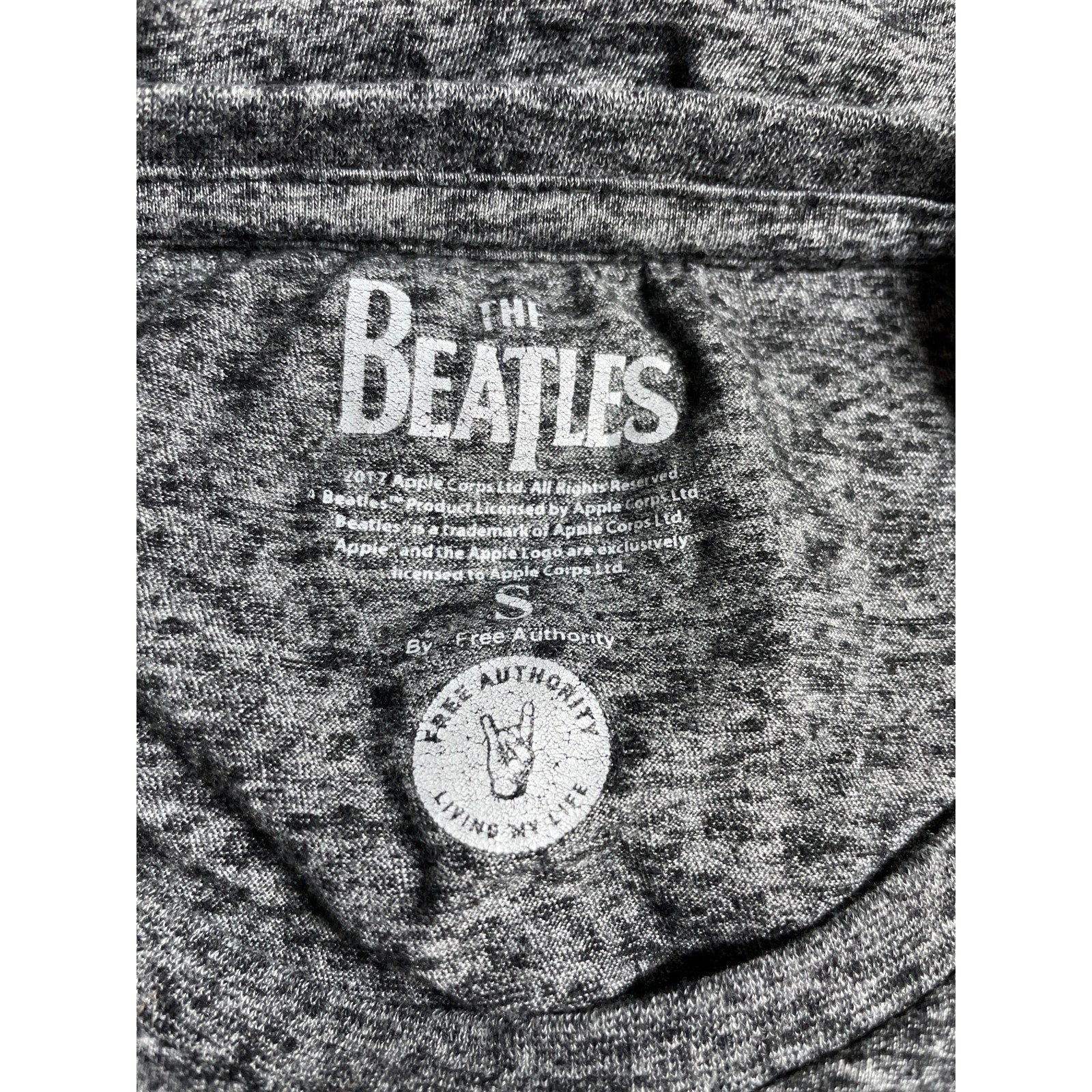 Free Authority The Beatles Abbey Road Graphic Gray Casual Tee T-Shirt Top Size S - Image 5