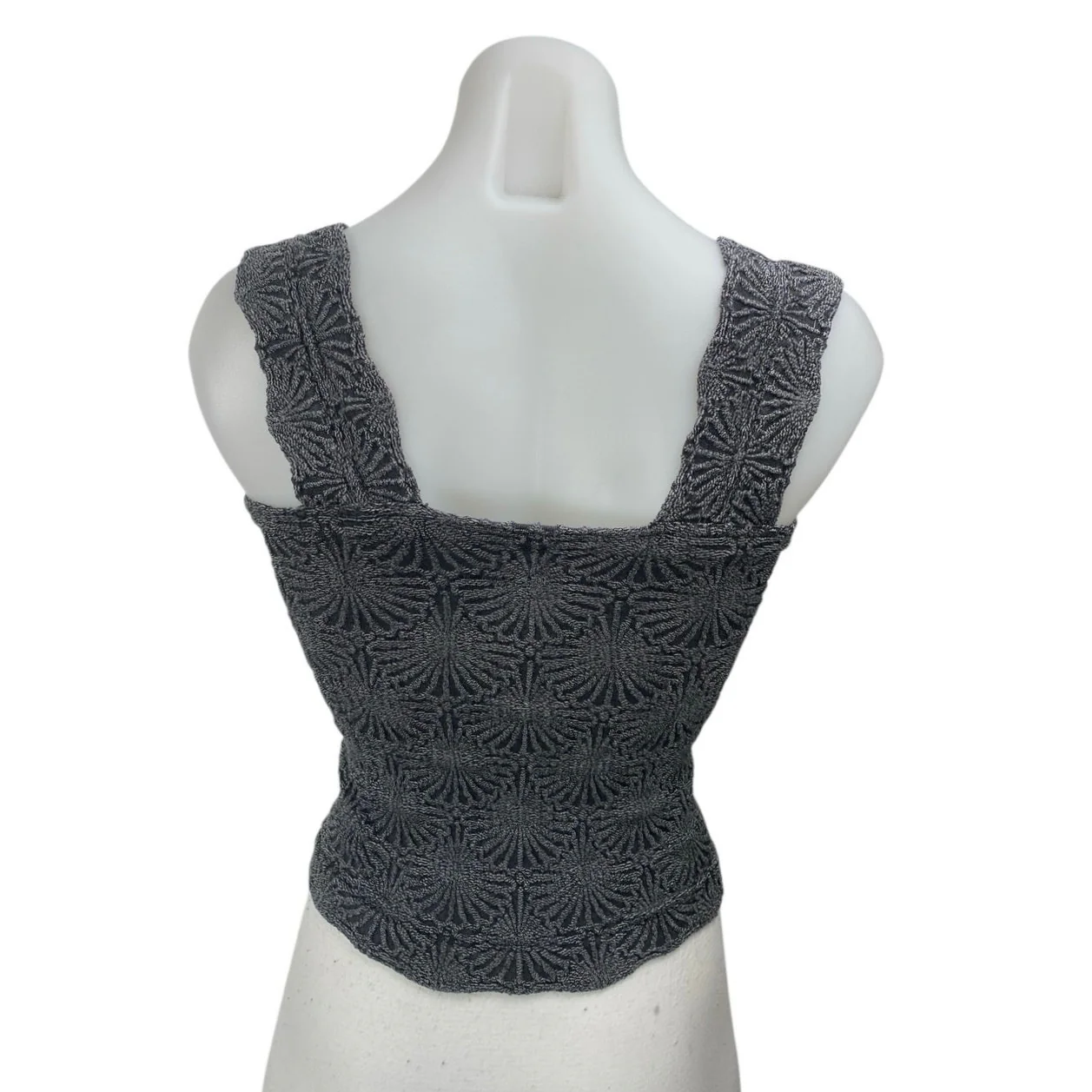Free People Love Letter Black floral Knit Sleeveless Cami Crop Tank Top Sz XS/S - Image 2