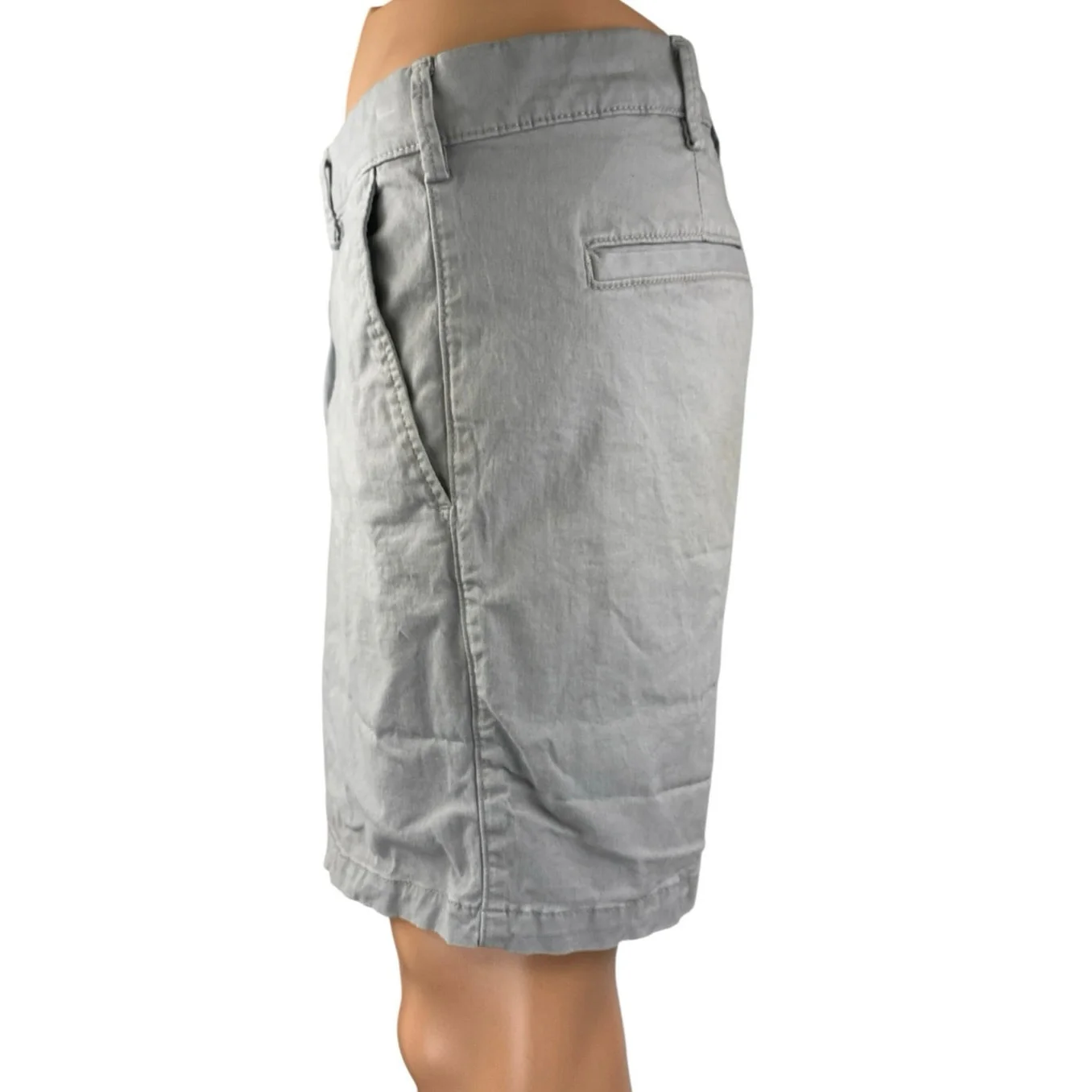 Gap Essential Khaki 7" Men's Gray Straight Golf Chino Bermuda Shorts Size 36 - Image 2