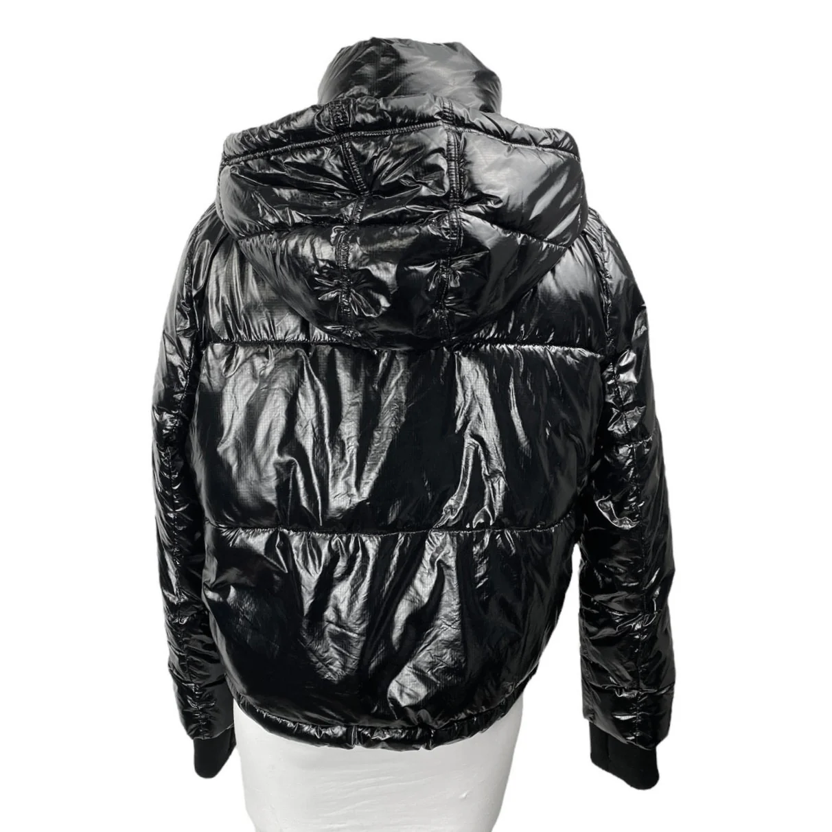 Gap Fit Women's Black Full Zip Snap Button Hoodie Hooded Crop Puffer Jacket Sz M - Image 2