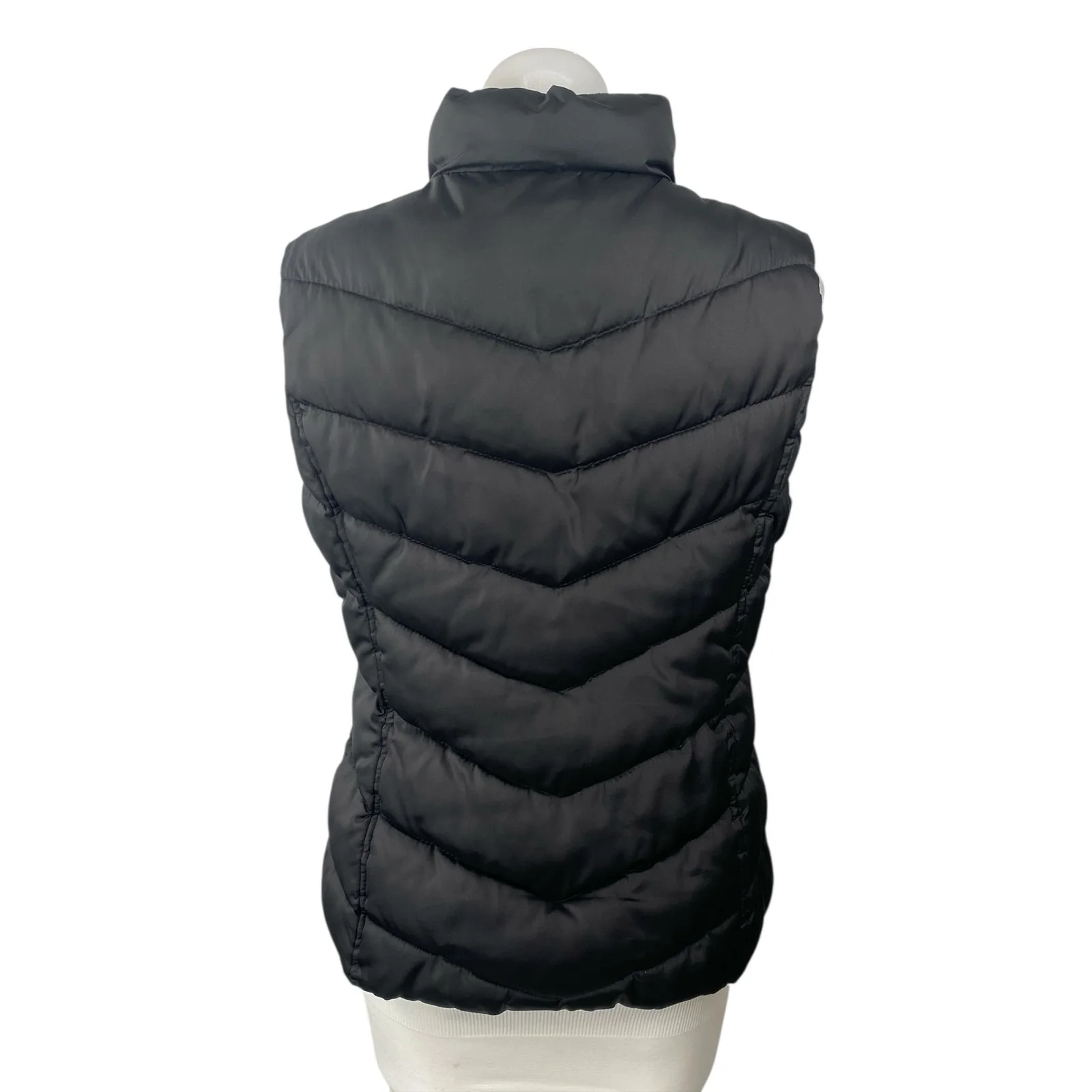 GAP Women's Black Chevron Quilted Sleeveless Gilet Vest Puffer Coat Jacket Sz M - Image 4
