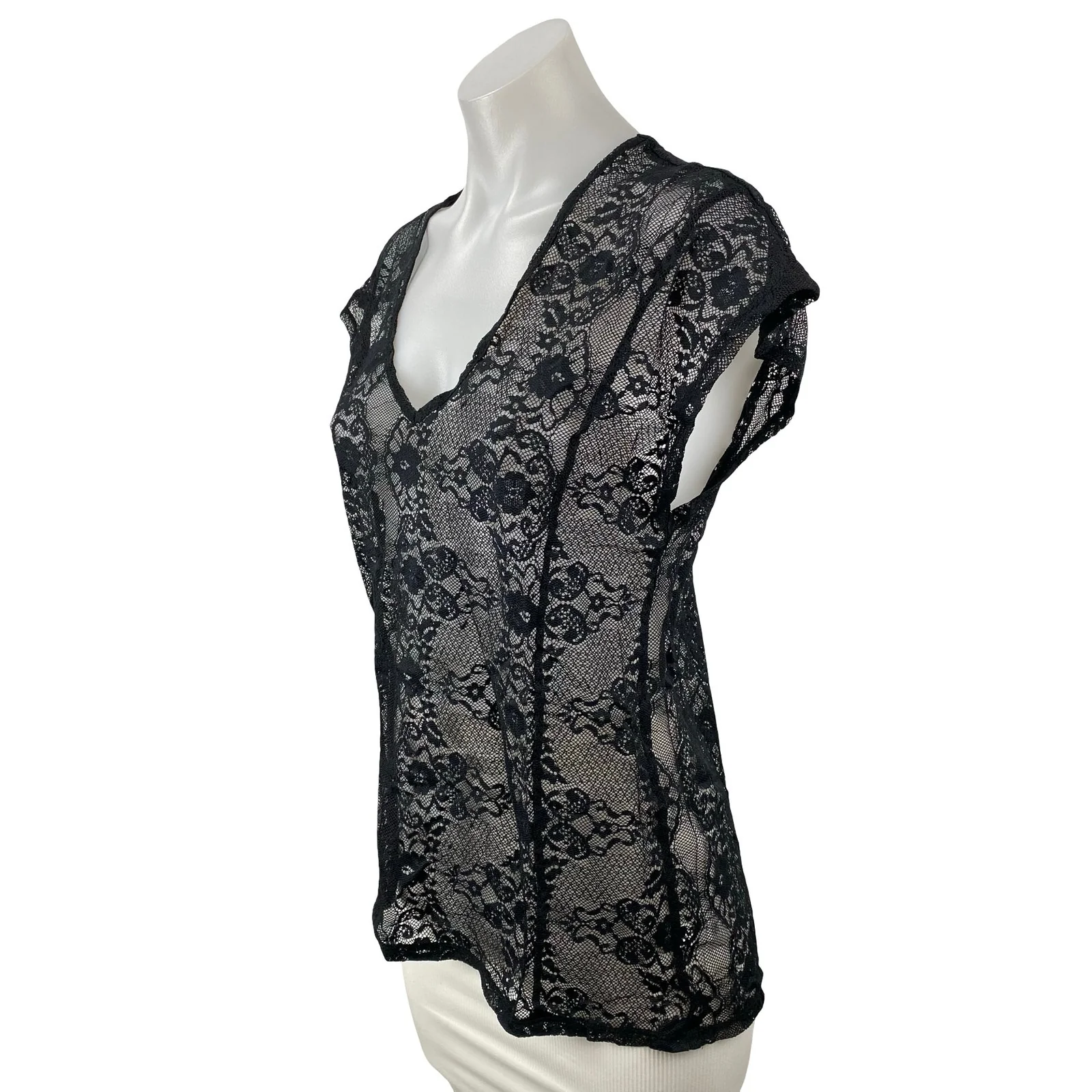 Gap Women's Black Floral Lace Sheer Short Cap Sleeve V Neck Blouse Top Size M - Image 2