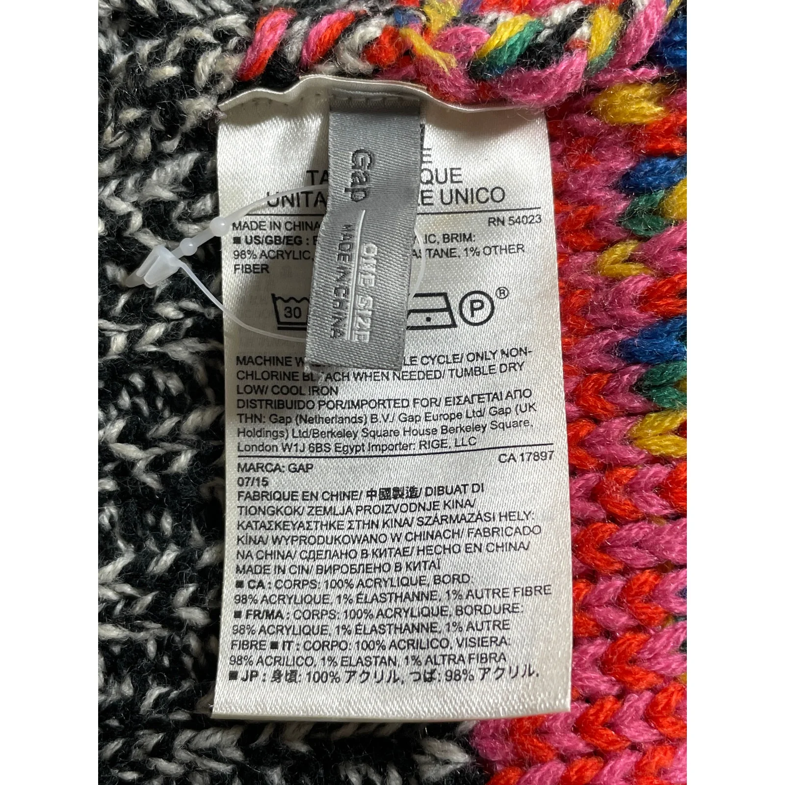 Gap Women's Black Happy Rainbow Print Knit Pom Pom Bonnet Beanie Hat Cap OS - Image 3