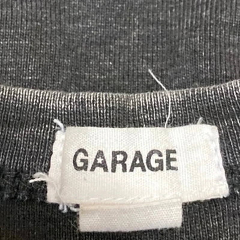 Garage Womens Black Tour NYC 77 Graphic Print Crew Neck Tank Crop Top Size M - Image 3