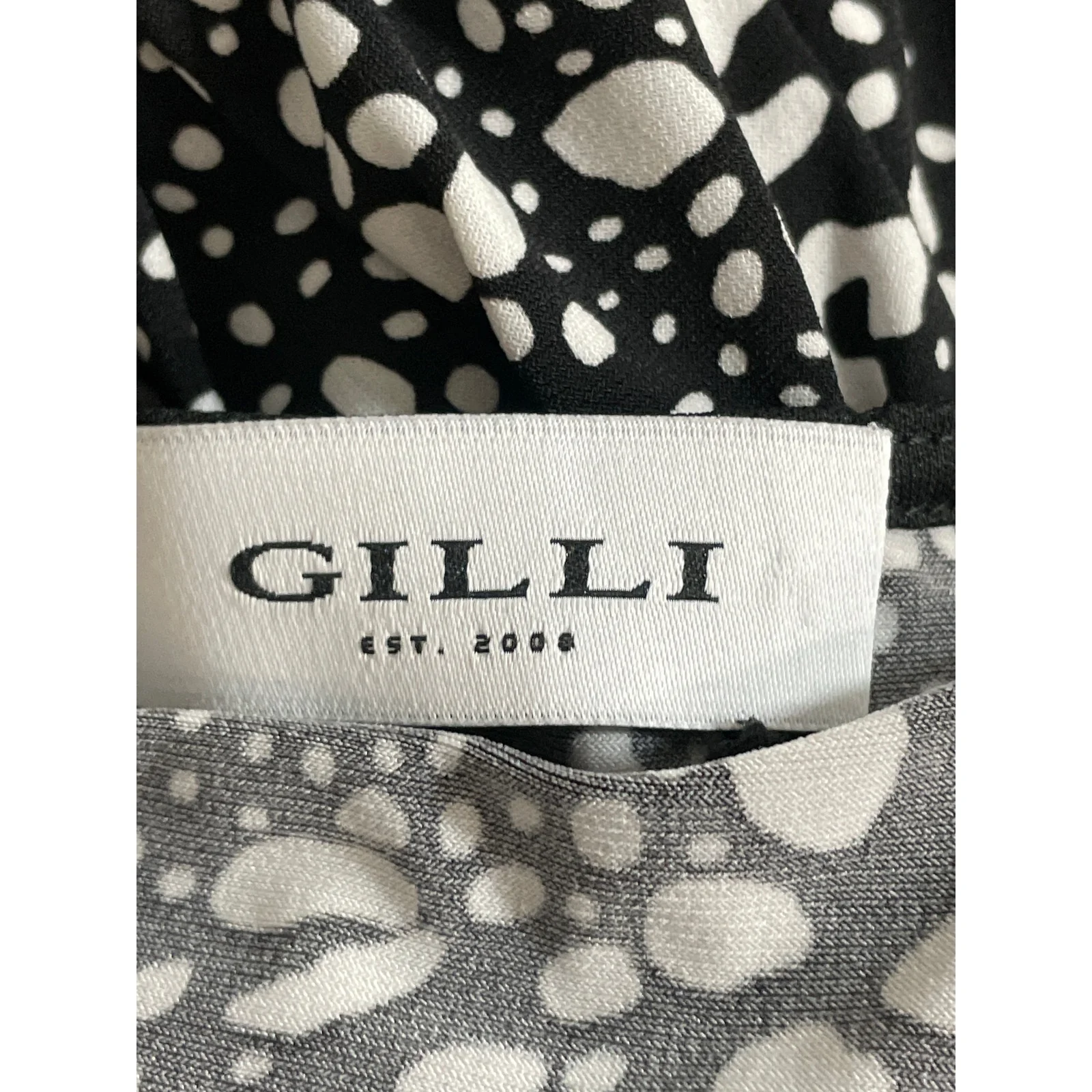 Gilli Black White Polka Dots Long Sleeve V Neck Tie Waist Romper Shorts Size S - Image 5