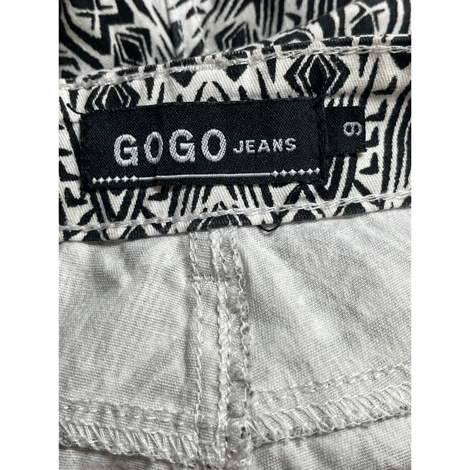 Gogo Jeans Black Tribal Print High Waist Slim Straight Trouser Dress Pants Sz 9 - Image 5