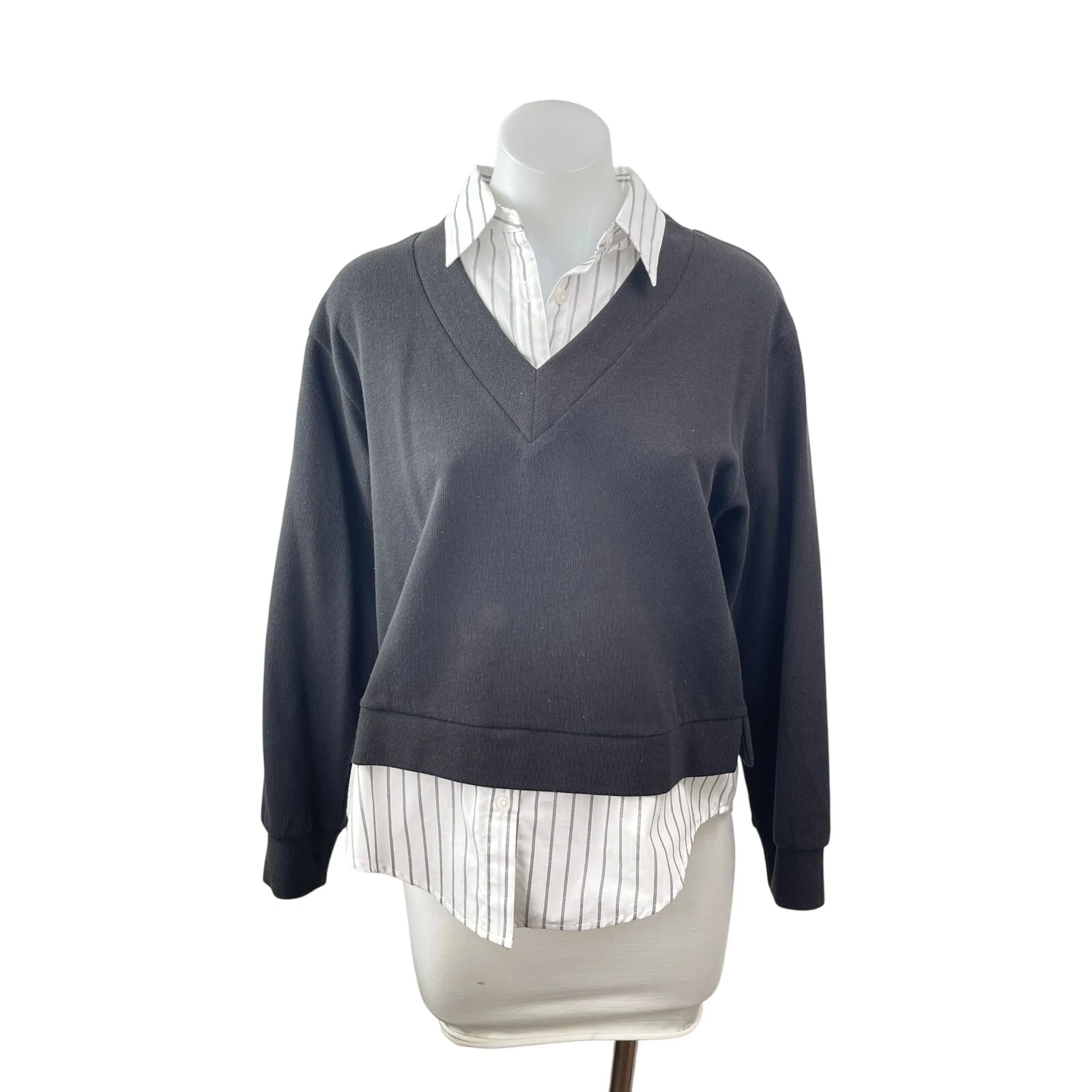 GU White Striped Collared Under Shirt Black V Neck Combo 2-Fre Sweater Top Sz S
