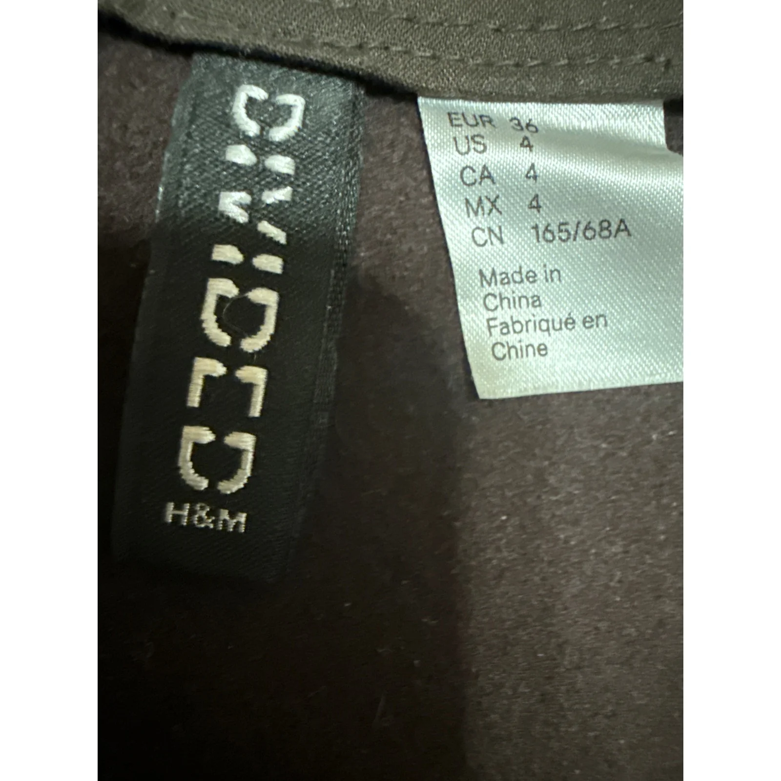 H&M Dark Brown Faux Leather Vegan Back Zip Pebbled Textured Mini Skirt Size 4 - Image 4