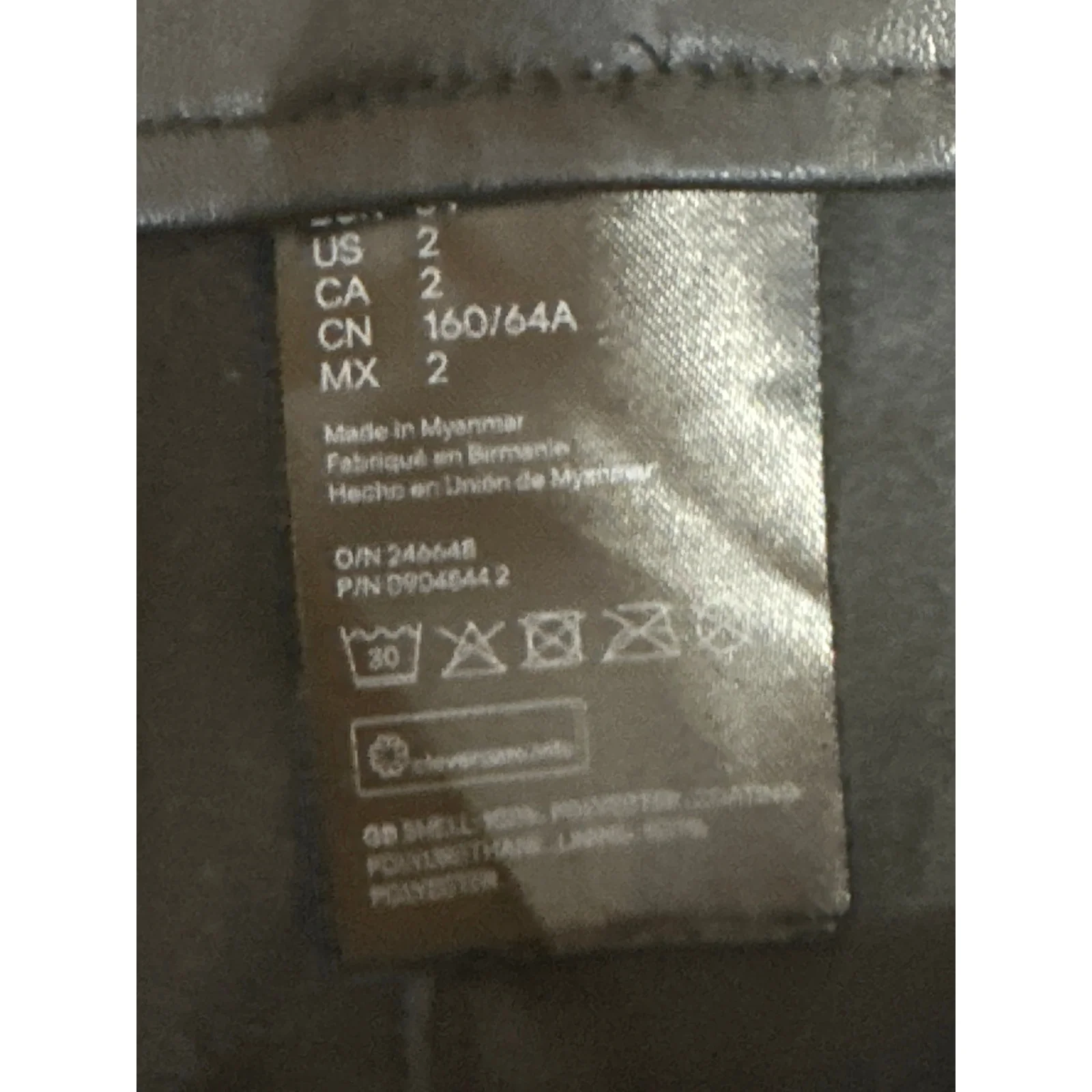 H&M Divided Black Faux Vegan Leather Pleated High Waisted Straight Leg Shorts 2 - Image 5