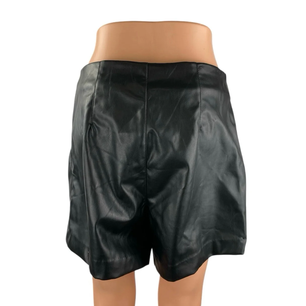 H&M Divided Womens Black Faux Leather Vegan High Rise Casual Mini Shorts Size 10 - Image 3