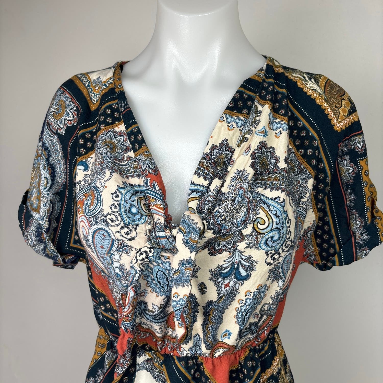 H&M Multicolor Handkerchief Scarf Paisley Tie V-Neck Short Sleeve Mini Dress 2 - Image 4