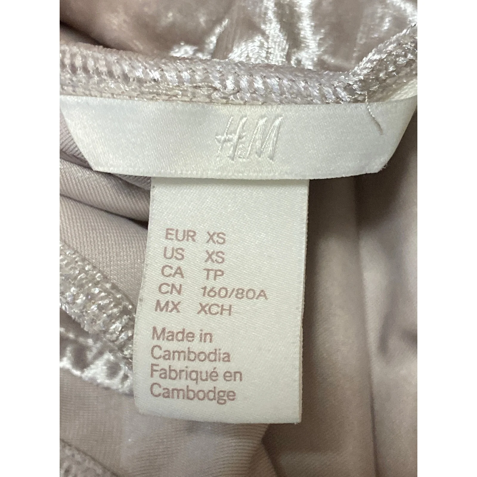 H&M Women's Beige Crushed Velvet Velour Sleeveless Cami Camisole Tank Top Sz XS - Image 5