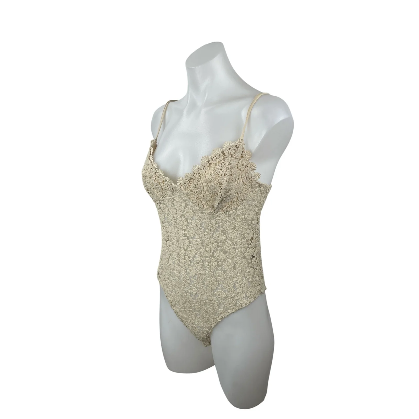 H&M Women's Beige Floral Lace Eyelet Crochet Sleeveless Camisole Tank Bodysuit M - Image 3