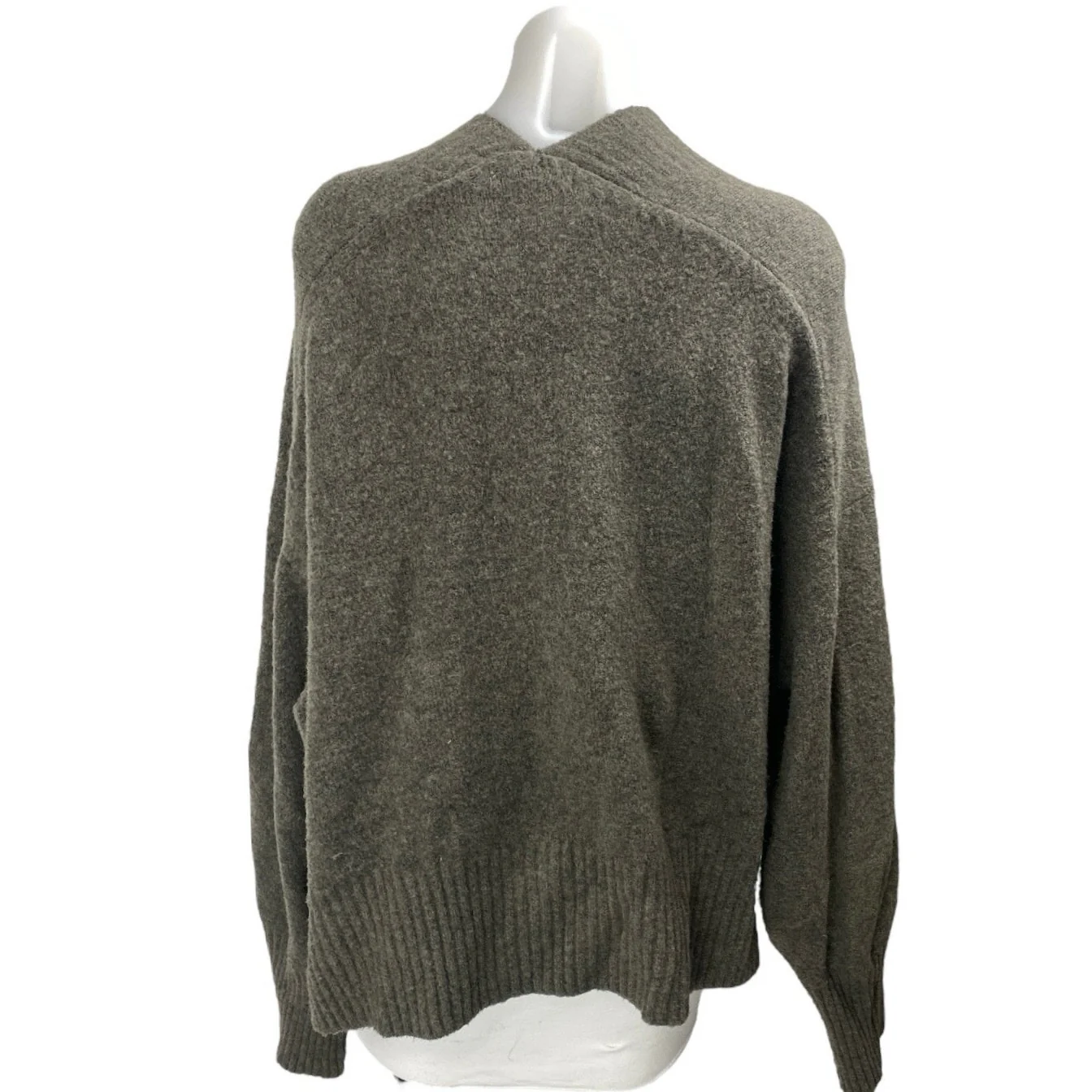 H&M Women's Gray V-neck Button Down Long Sleeve Knit Cardigan Sweater Top Sz XL - Image 2