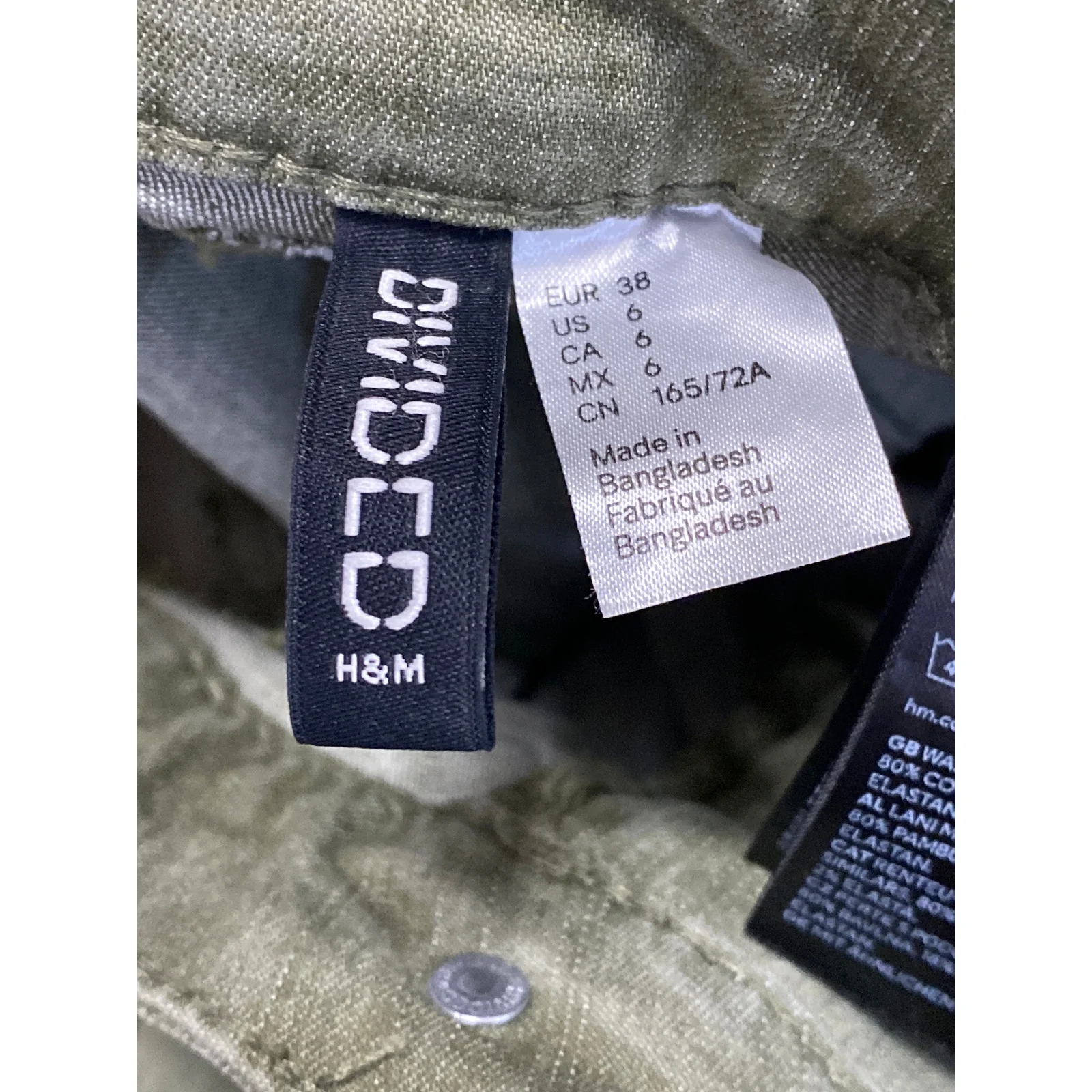 H&M Women's Green Mid Rise Pintuck Pocket Flared Bootcut Denim Jeans Size 6 - Image 5