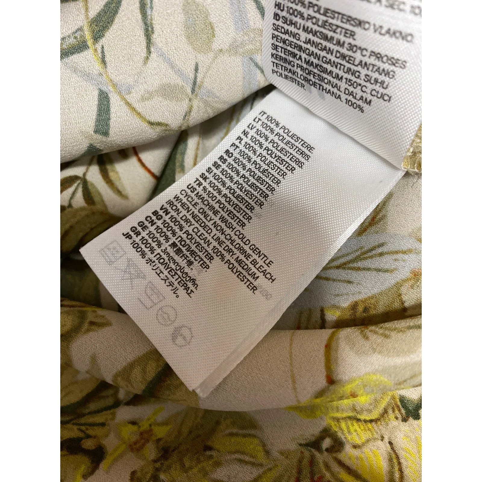 H&M Women's Multicolor Leaf Tropical Long Sleeve Button Down Blouse Shirt Top L - Image 7