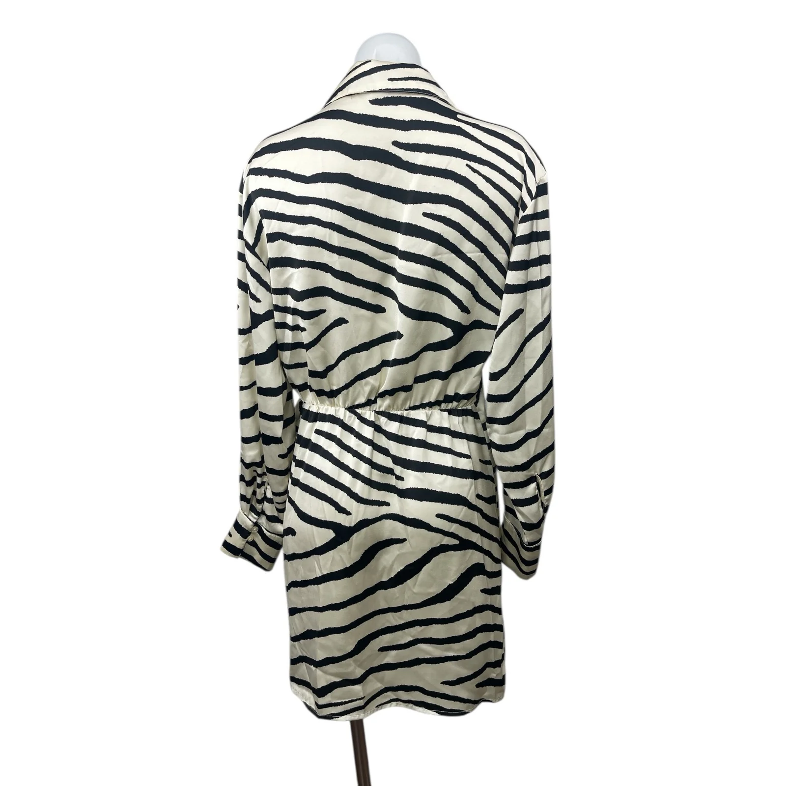 H&M Women's White Black Silky Satin Zebra Print Long Sleeve Mini Wrap Dress Sz M - Image 2