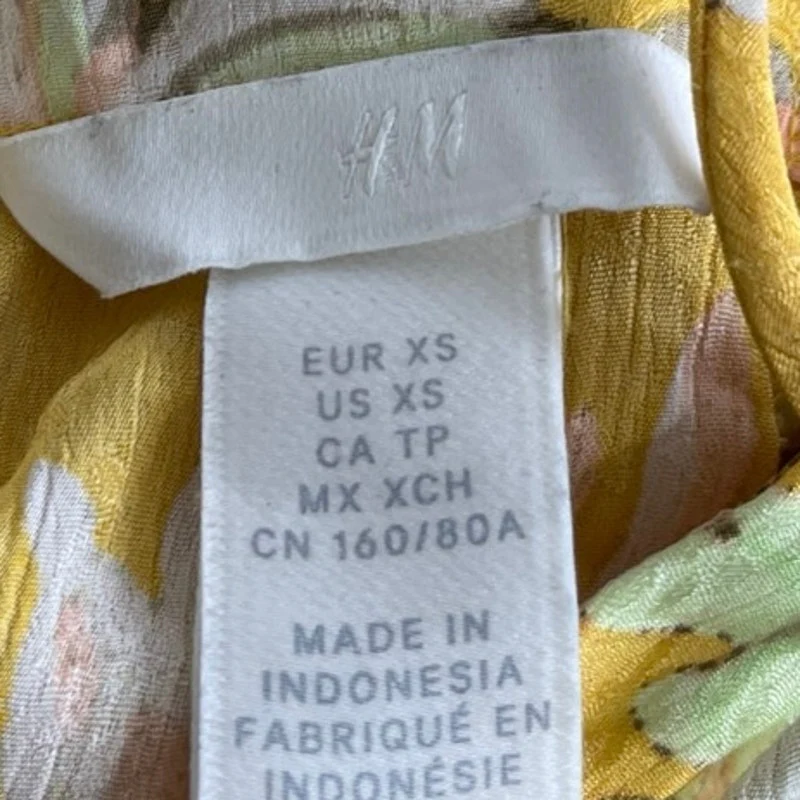 H&M Yellow Floral Square Neck Short Sleeve Open Tie Back Blouse Crop Top Size XS - Image 4