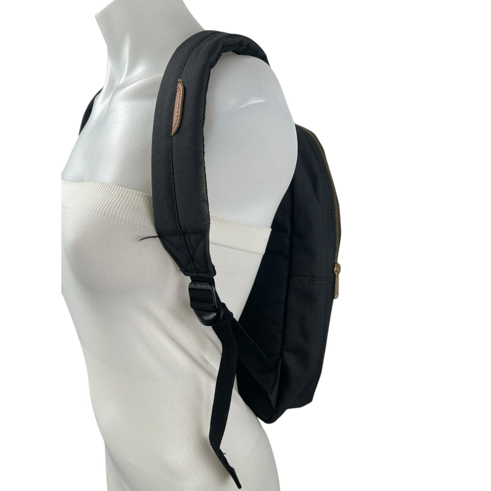 Herschel Settlement Unisex Black Travel School Zipper Pocket Adjustable Backpack - Image 3