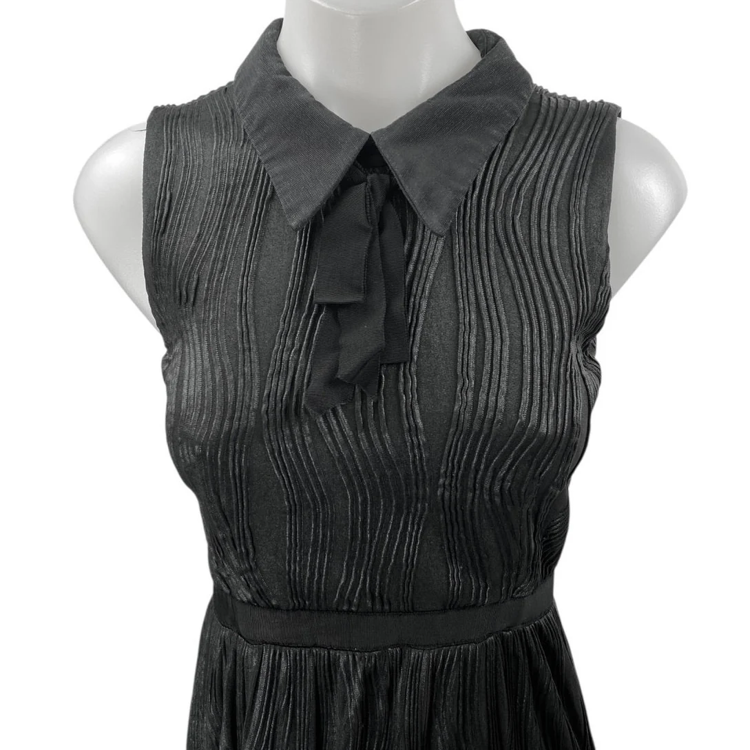 Hunter Bell Black Sleeveless Plisse Pleated Collared Bow Maxi Sheath Dress Sz 0 - Image 3