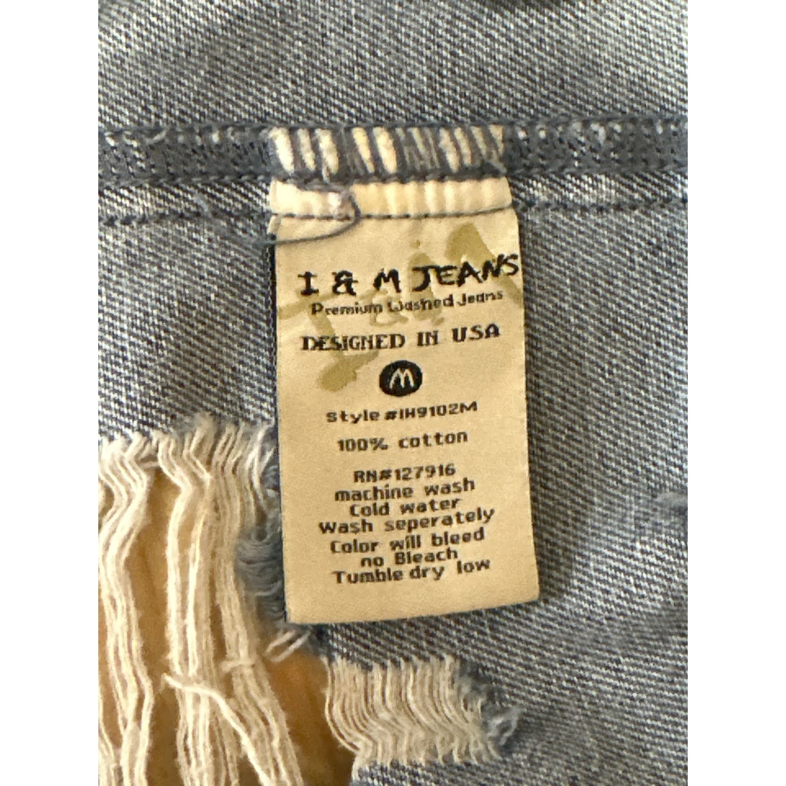 I & M Jeans Women's Blue Distressed Button Down Long Sleeve Denim Jean Jacket M - Image 4