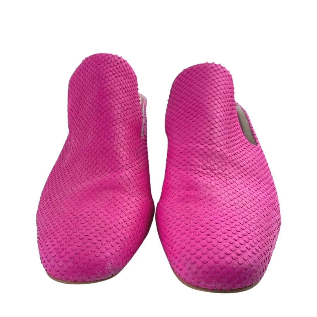 Intentionally Blank Women's Pink Closed Toe Slip On Heeled Mules Clogs Size 8 - Image 3