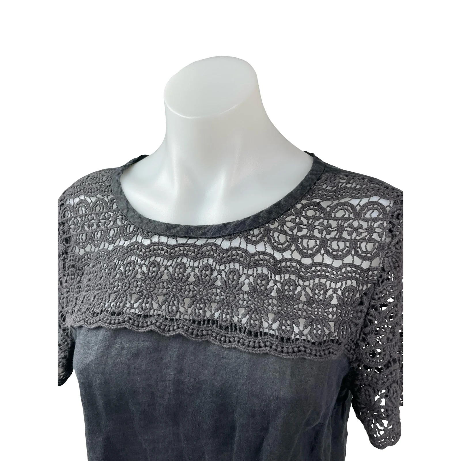 J.Crew Black 100% Linen Lace Crochet Short Sleeve Round Neck Blouse Top Size 6 - Image 4