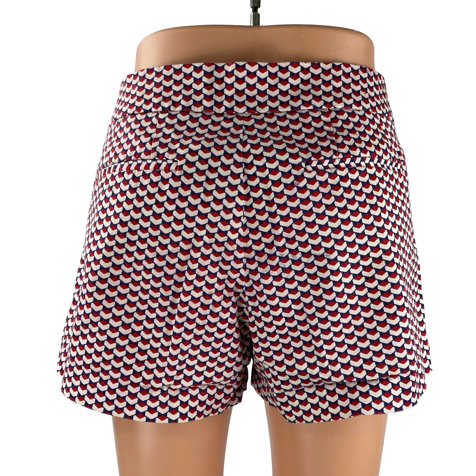 J,Crew Women's Red Geometric Abstract Stretch Mid Rise Mini Casual Shorts Size 6 - Image 4