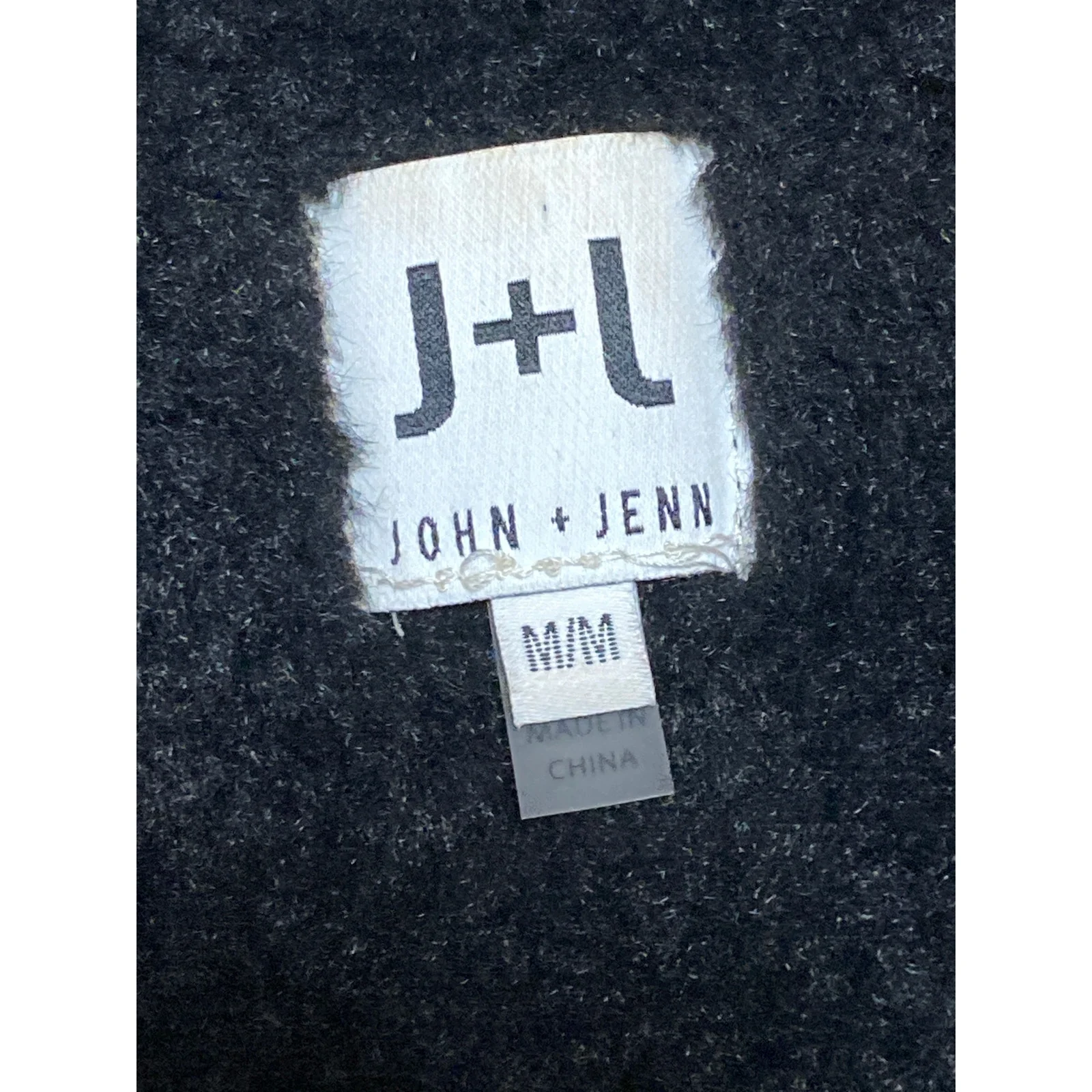 John + Jenn Womens Black Sleeveless Faux Fur Fleece Cardigan Sweater Vest Size M - Image 4