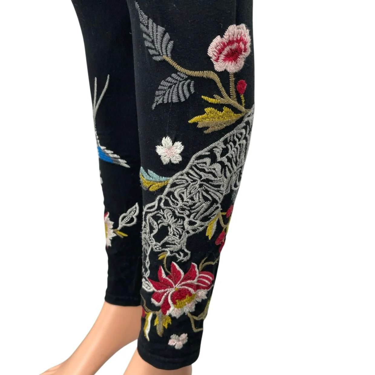 Johnny Was Anzia Black Floral Embroidered Mid Rise Skinny Leg Leggings Pants XS - Image 4