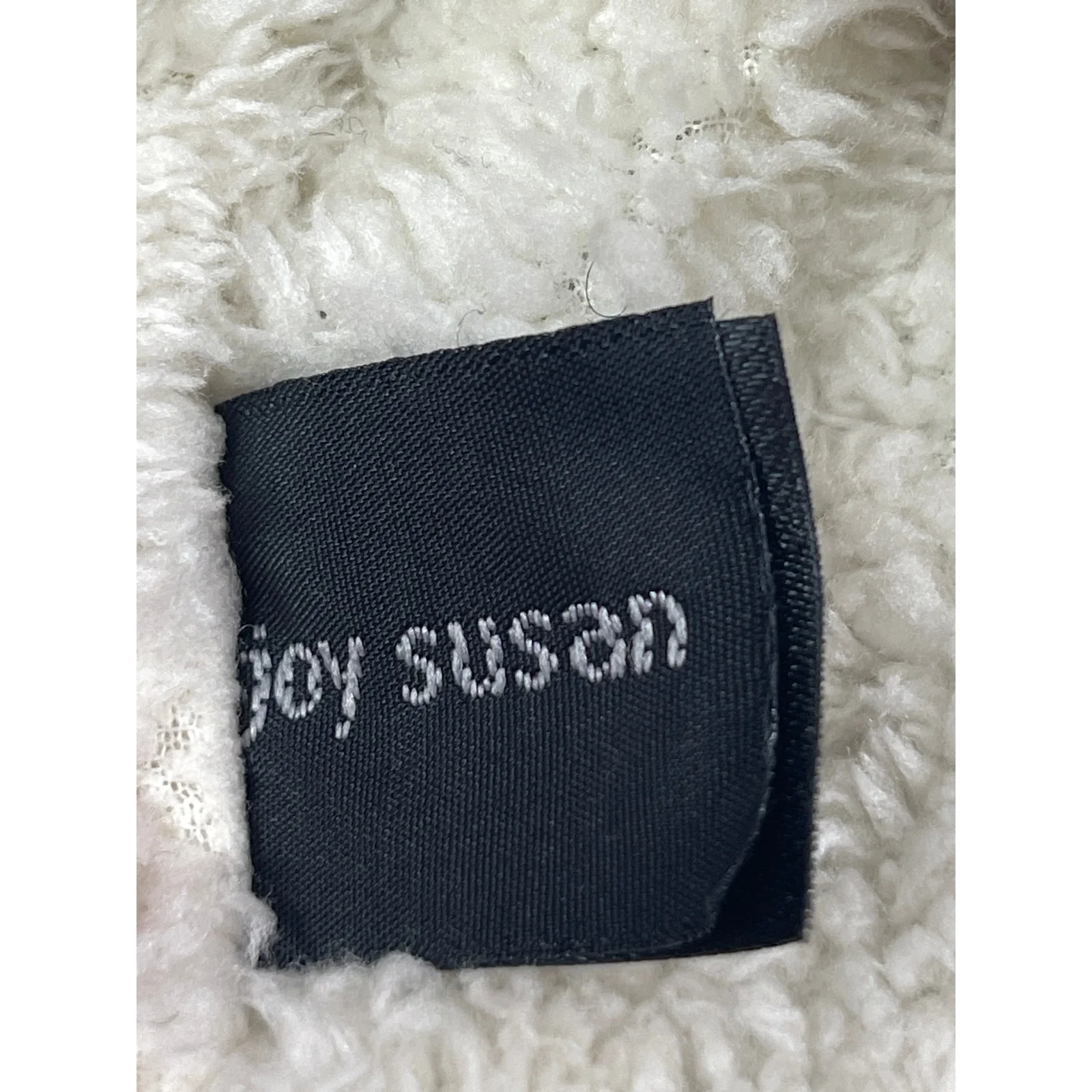 Joy Susan Women's Gray Knit Fleece Lined Ribbed Cuffed Pom Pom Beanie Hat OS - Image 4