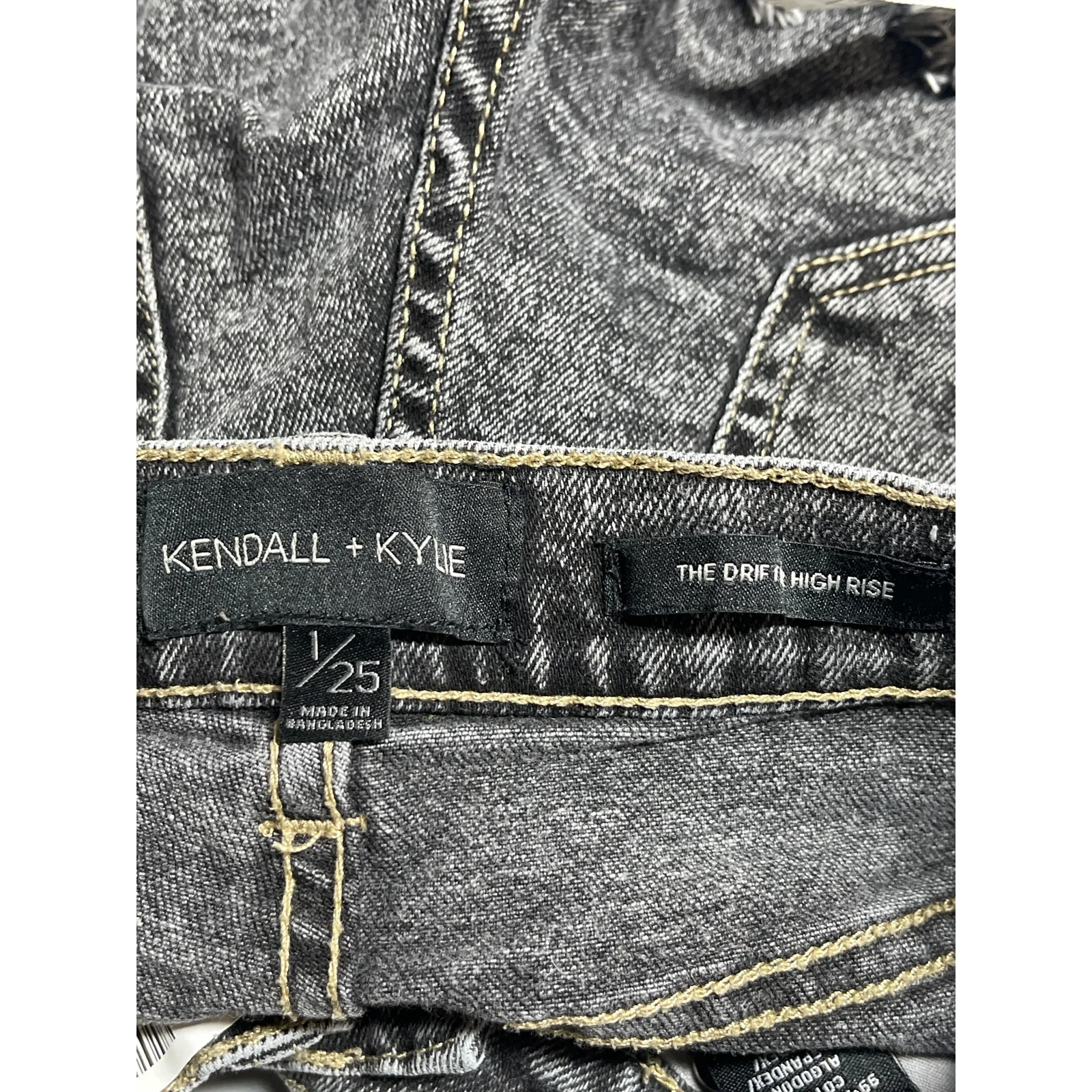 Kendall + Kylie The Drifted High Rise Black Washed Cut off Denim Jean Shorts 25 - Image 3