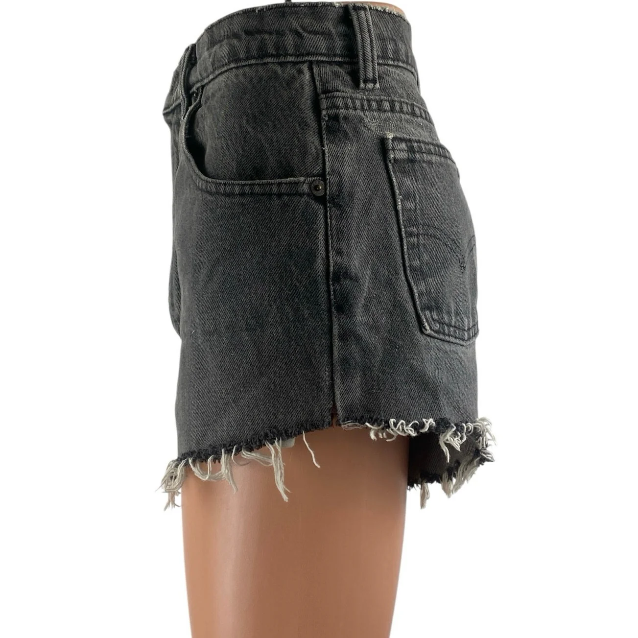 Levi's 531 Womens Black High Waisted Cut Off Frayed Raw Hem Denim Jean Shorts 26 - Image 2