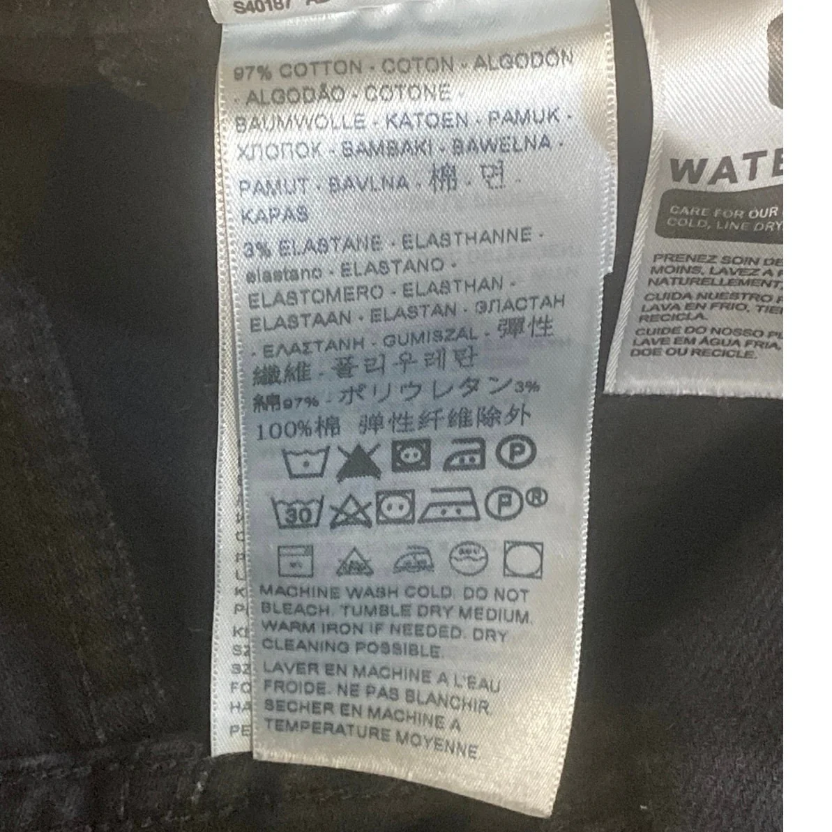 Levi's 721 High Rise Skinny Women's Black Distressed Ankle Denim Jeans Size 26 - Image 6