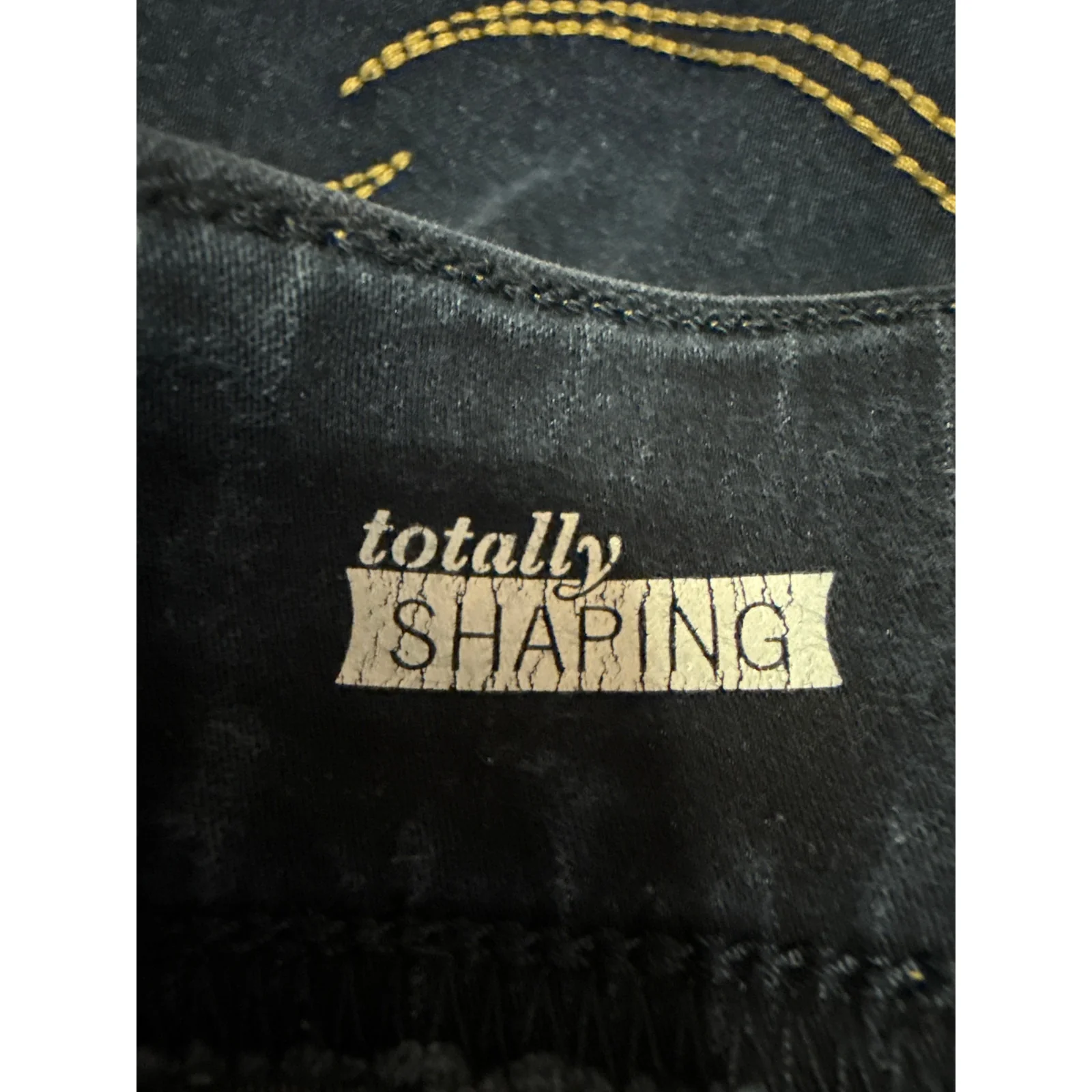 Levi's Totally Shaping Women's Mid Rise Pull On Skinny Leg Denim Jeans Pants 27 - Image 5