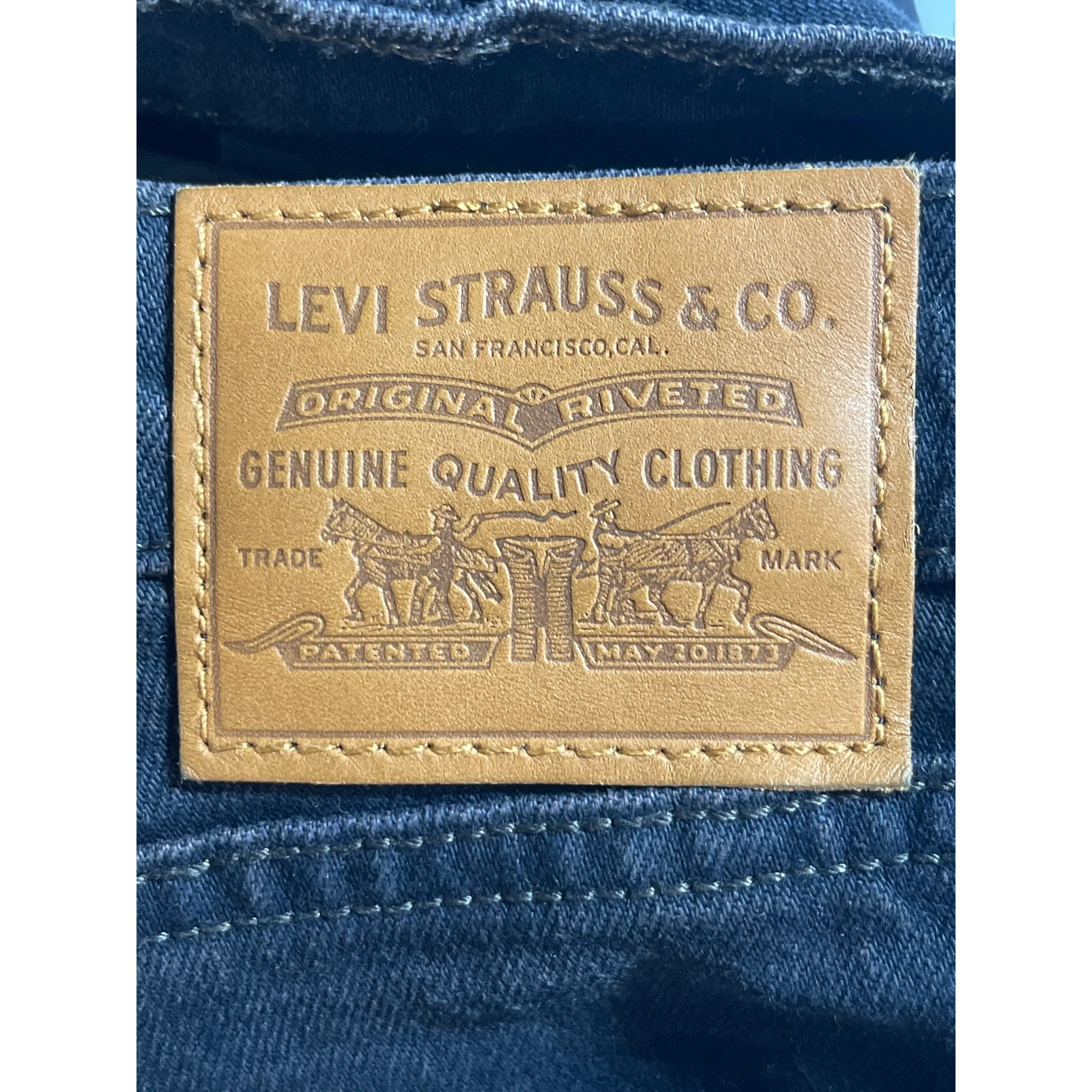 Levi's Wedgie Women's Blue Dark Wash High Waisted Straight Denim Jeans Size 26 - Image 5