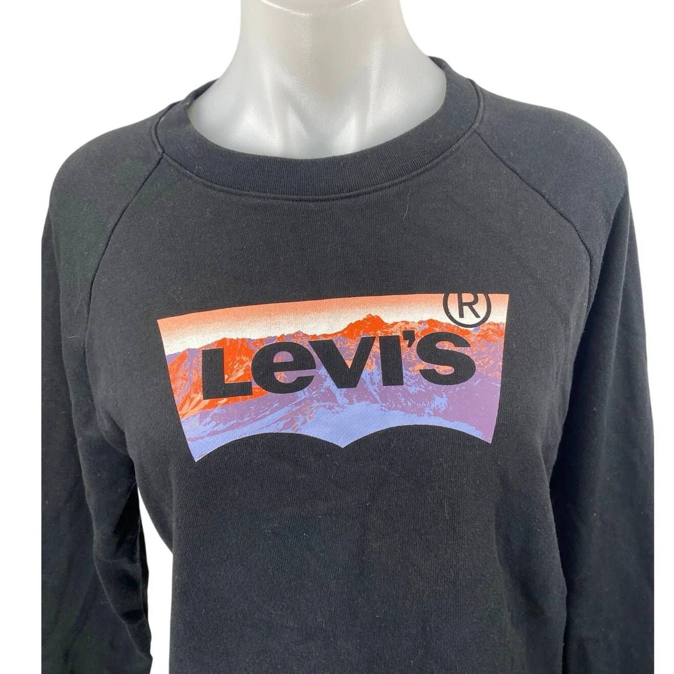 Levi's Women's Black Logo Spellout Graphic Long Sleeve Sweater Sweatshirt Top S - Image 3