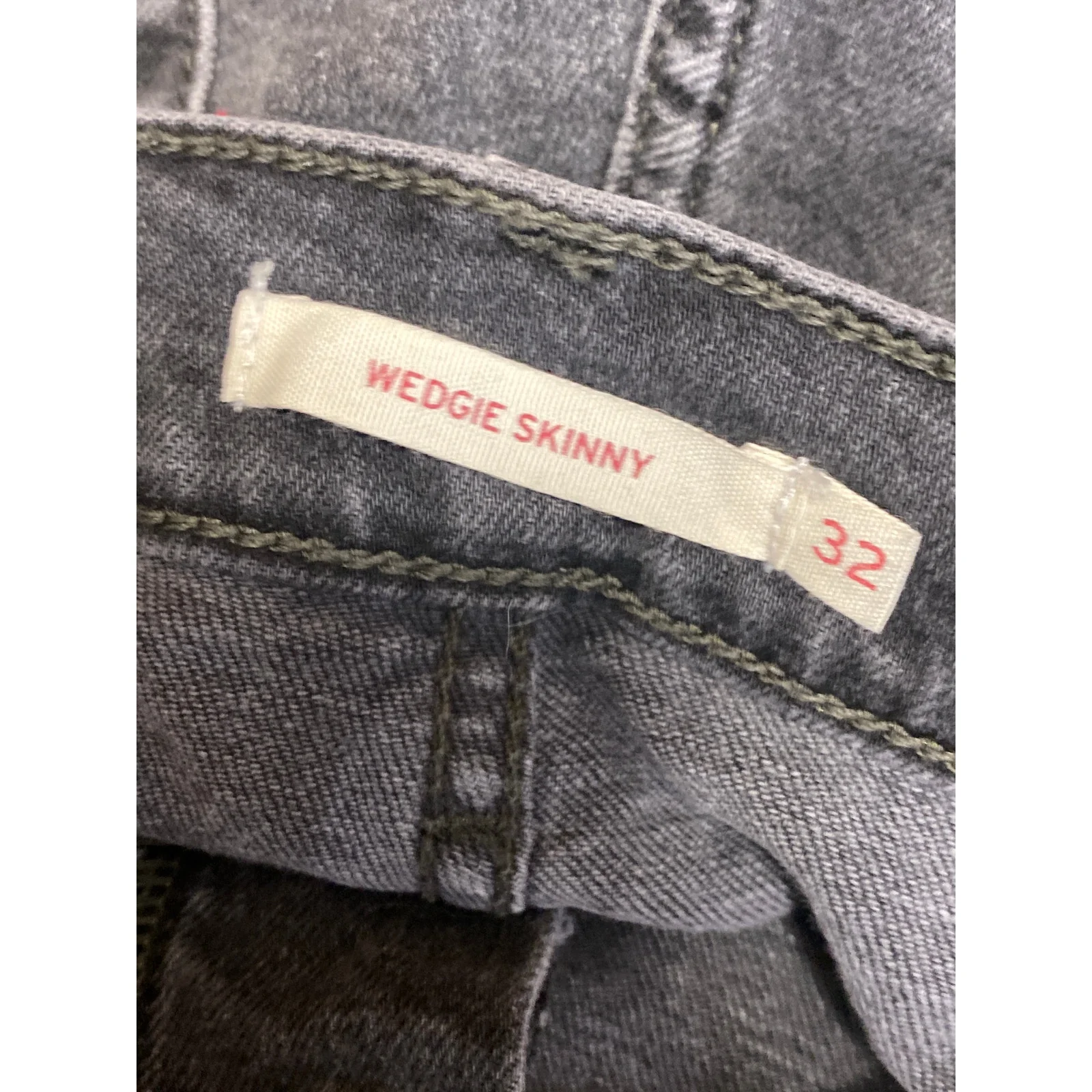 Levi's Women's Gray High Waisted Wedgie Skinny Straight Denim Jeans Pants Sz 32 - Image 5