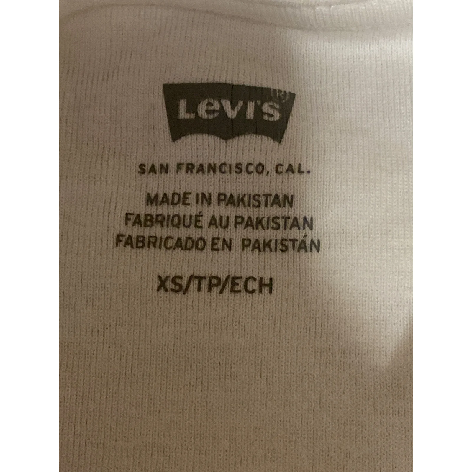Levi's Women's White Logo Print Short Sleeve Crew Neck Baby Tee T Shirt Top XS - Image 5