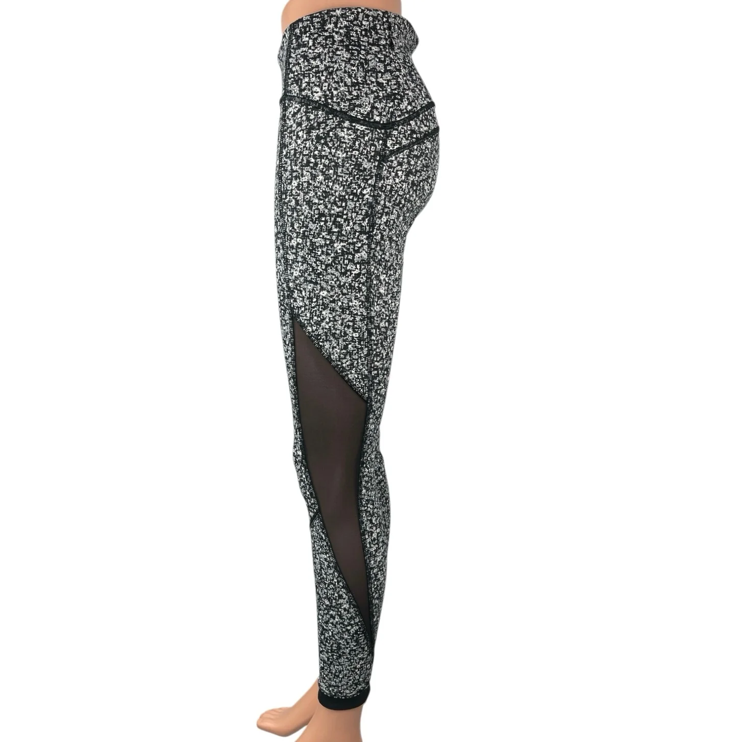 Lululemon Athletica Daisy Dust Alpine White Black Athletic Leggings Pants Size 6 - Image 2