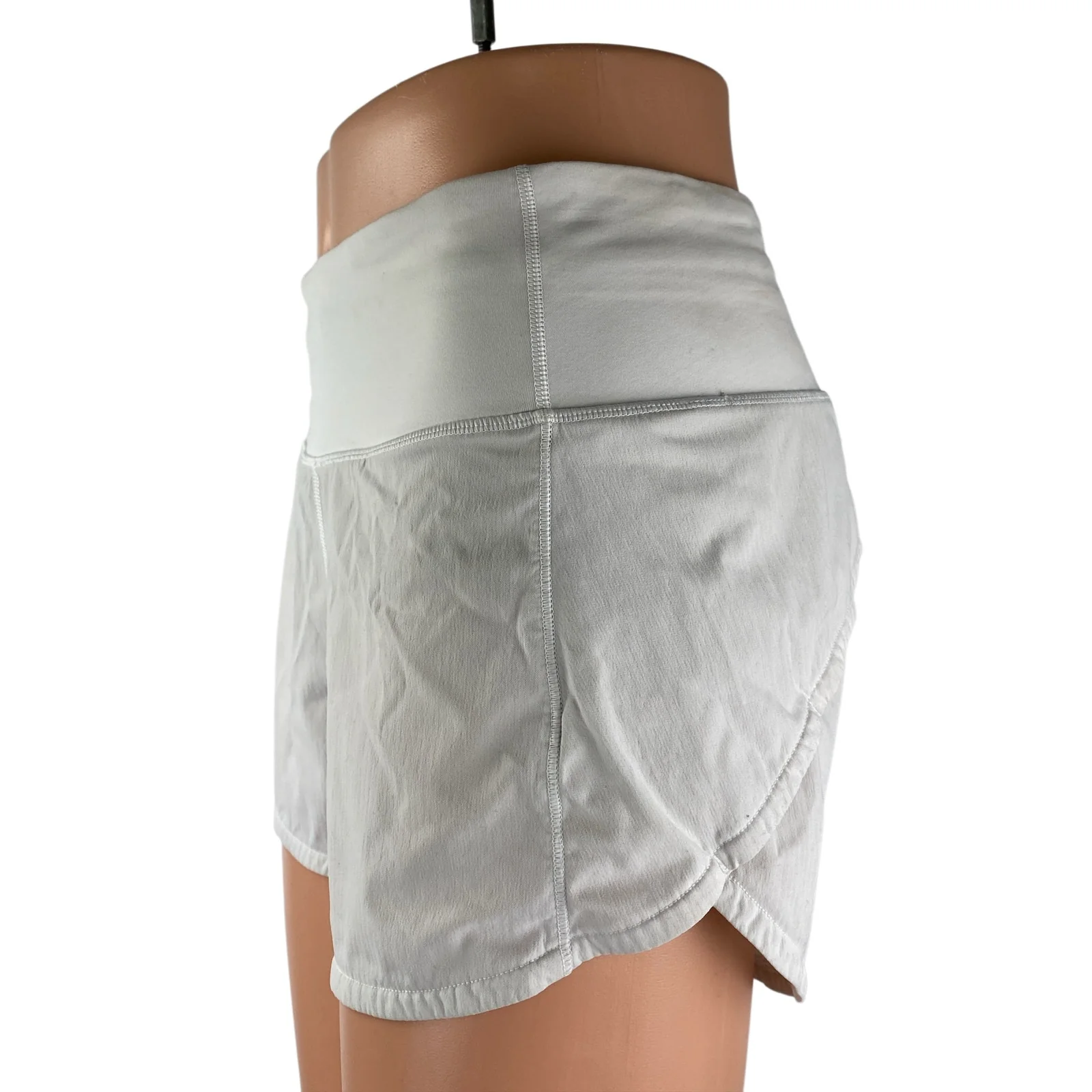 Lululemon Athletica Speed Up Low Rise Yoga Athletic Activewear Running Shorts 4 - Image 3