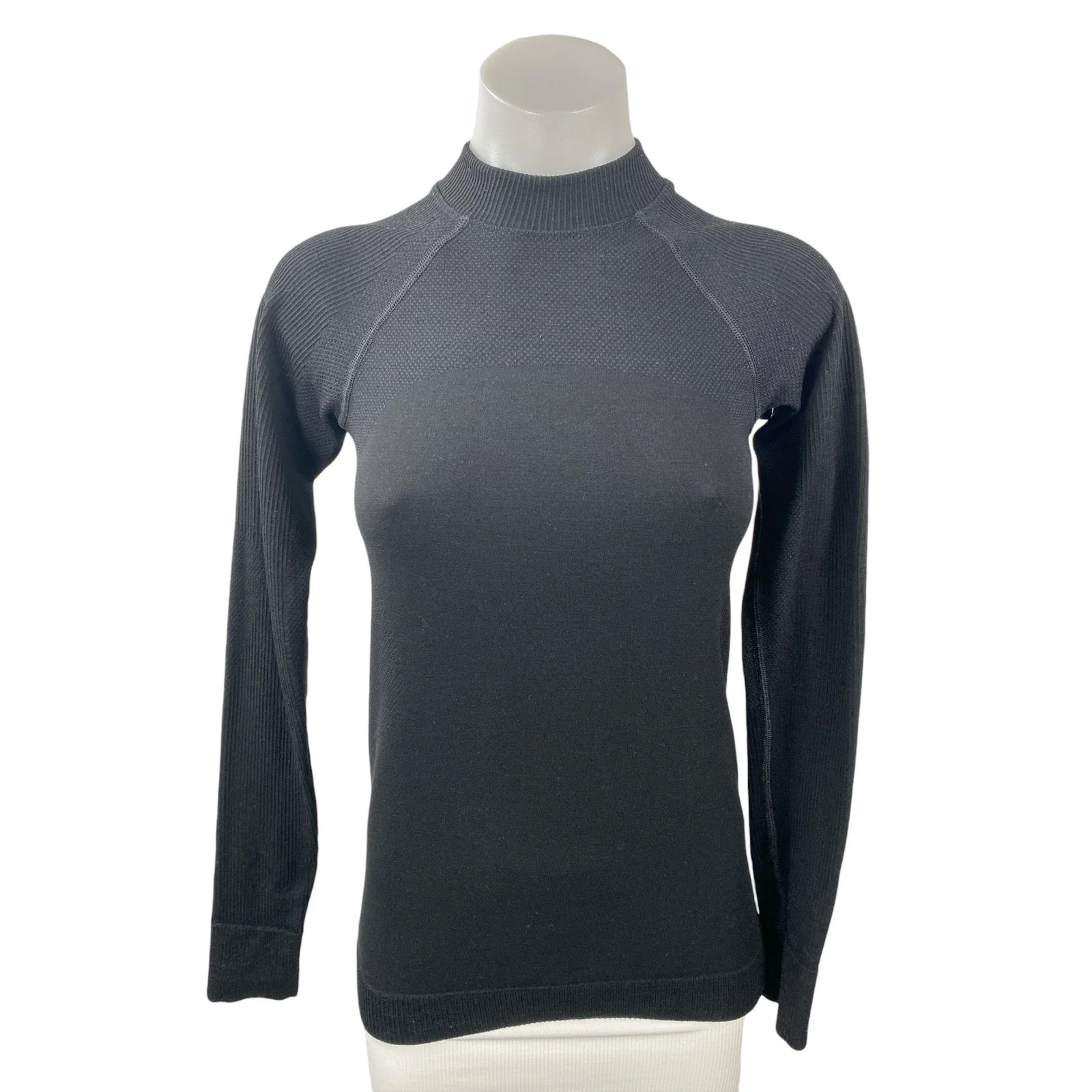 Lululemon Black Wool Long Sleeve Slim Yoga Gym Athletic Activewear T-Shirt Top S